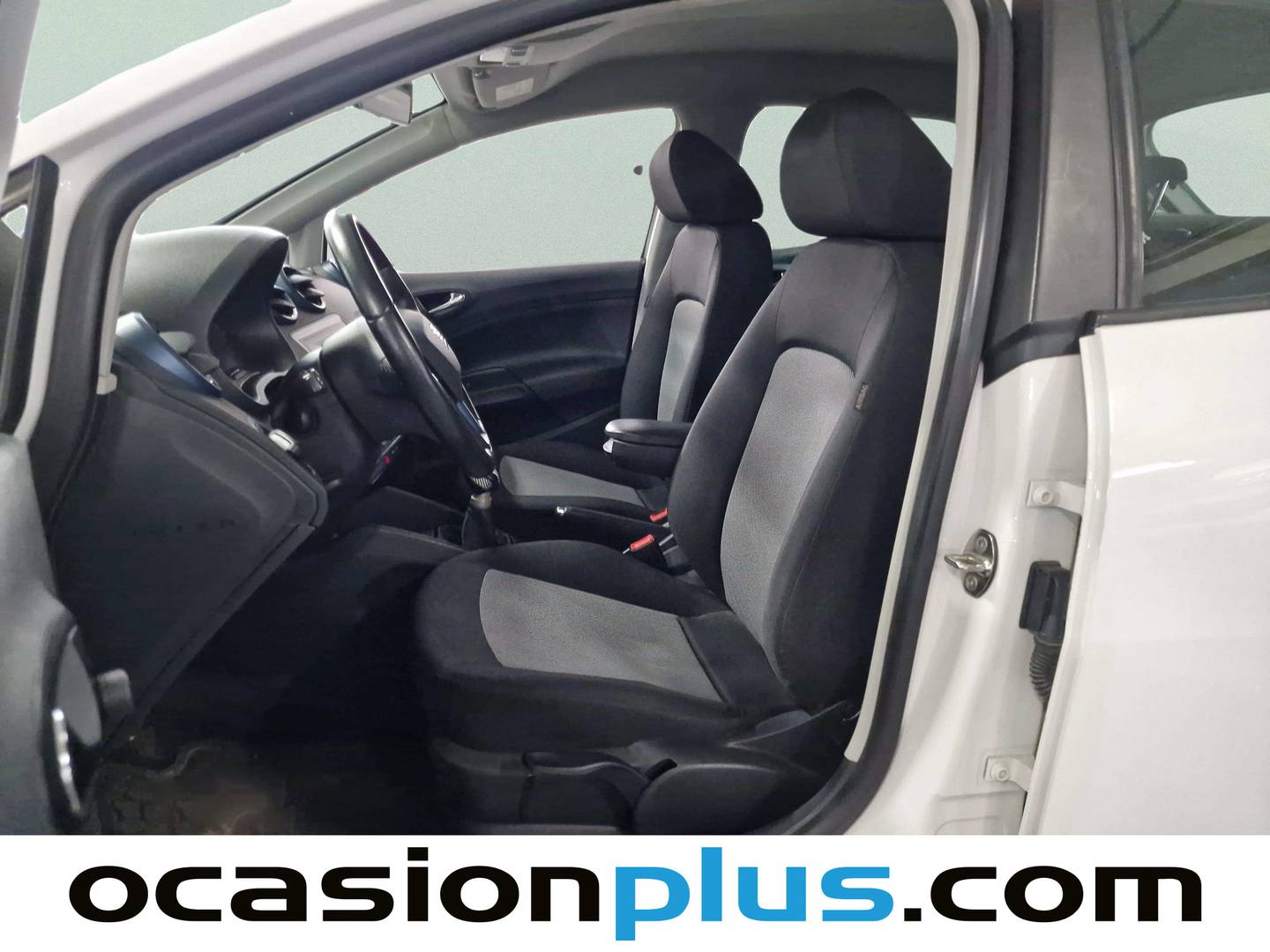 Foto asientos delanteros Seat Ibiza Seat Ibiza 1.2 TSI Style (90 CV)