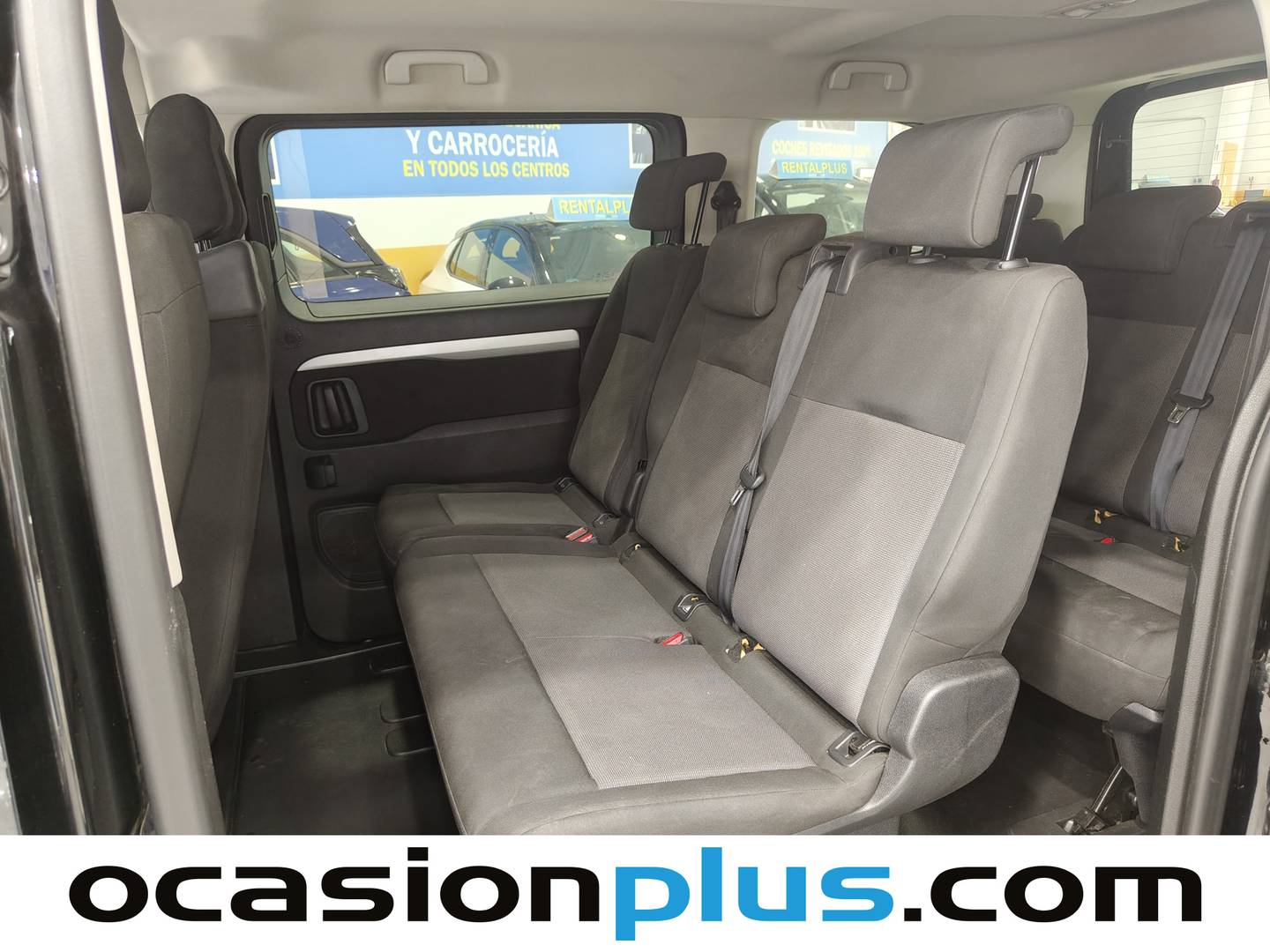 Foto asientos traseros Toyota Proace Verso Toyota Proace Verso 2.0D VX Plus Shuttle L1 (145 CV) 9 Plazas
