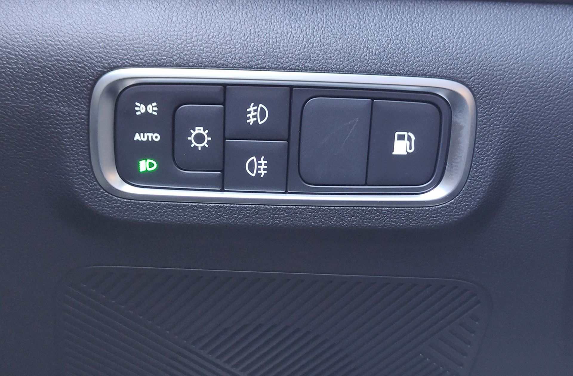 Jaecoo 7 1.5 T-GDi PHEV +1DHT Select FWD - foto 12