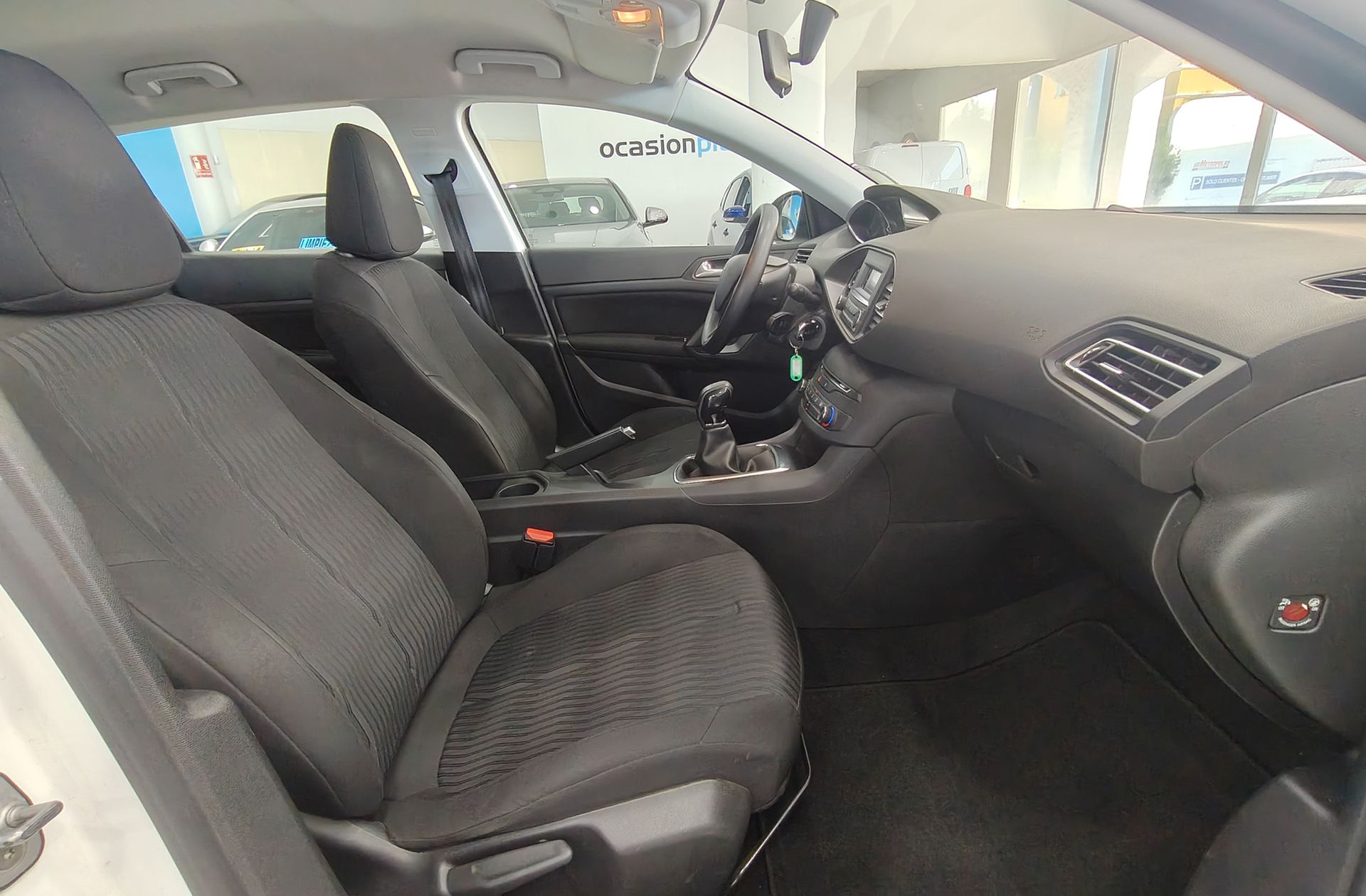 Peugeot 308 1.2 PureTech Access - foto 14