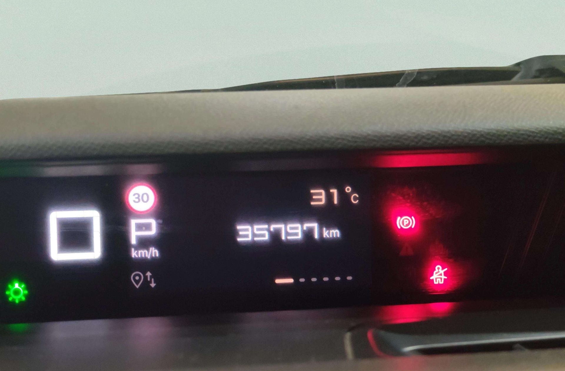 Citroën C3 Aircross Hybrid 145 Plus e-DCS6 - foto 8