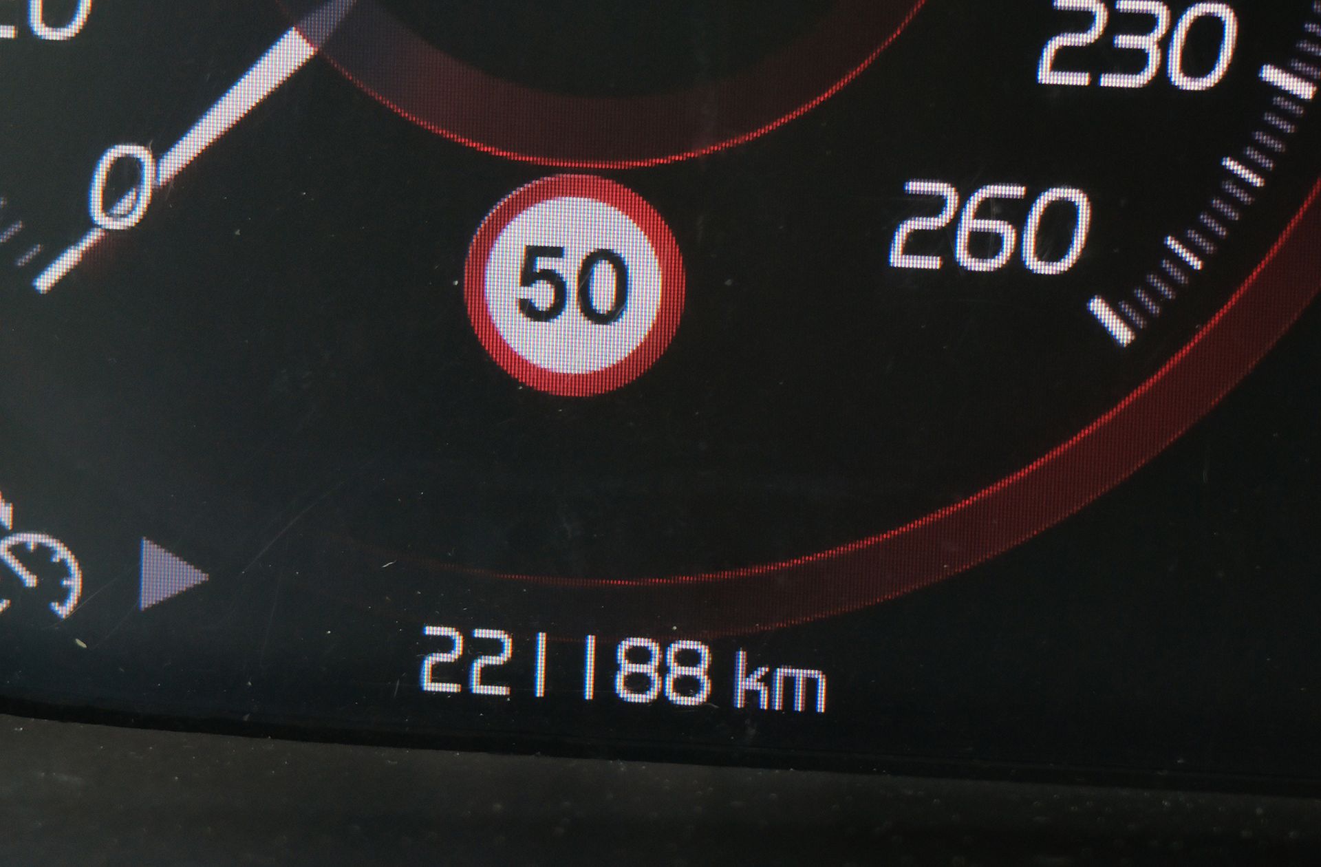 Volvo XC40 T4 - foto 8