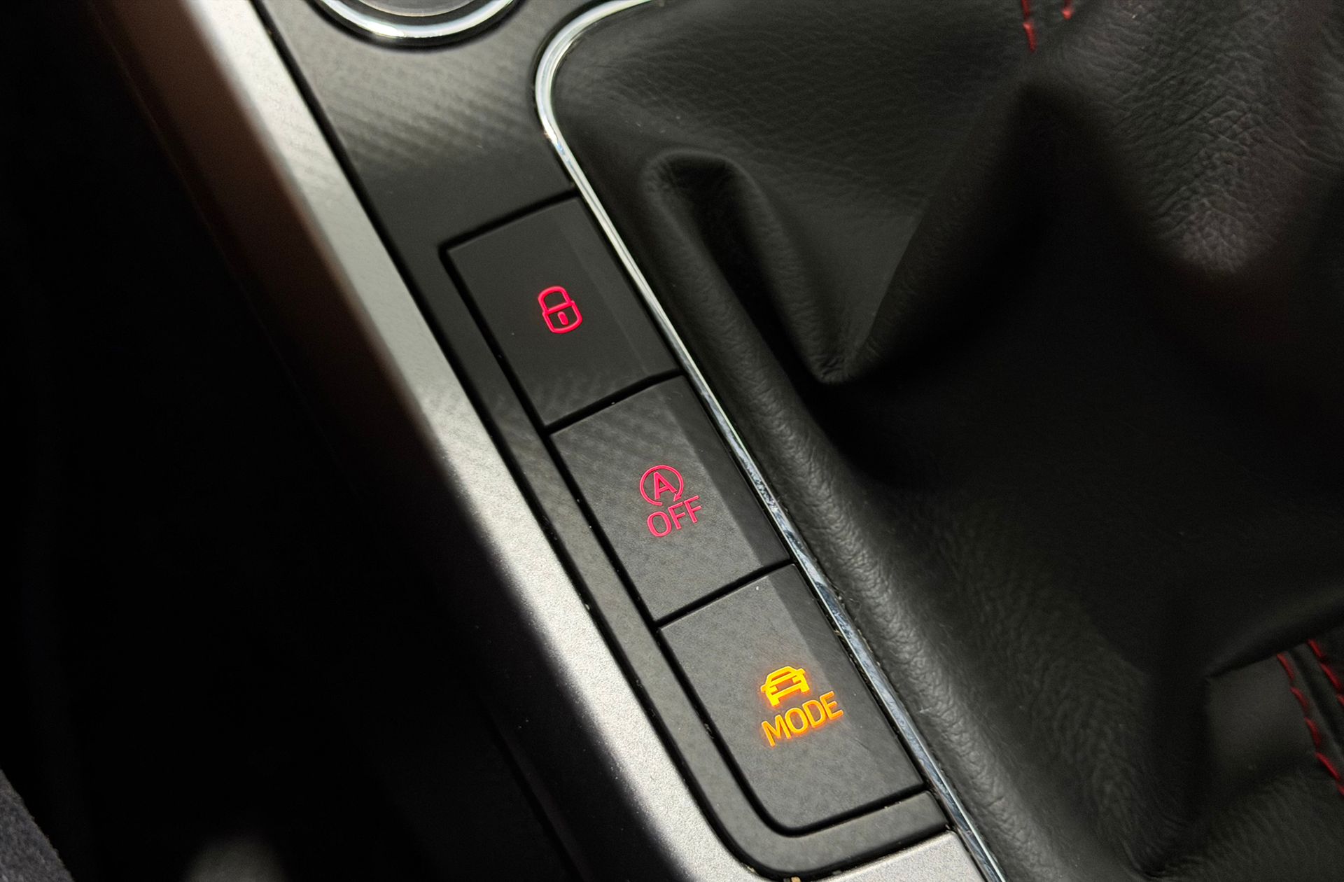 SEAT Arona 1.0 TSI Ecomotive FR Edition - foto 10
