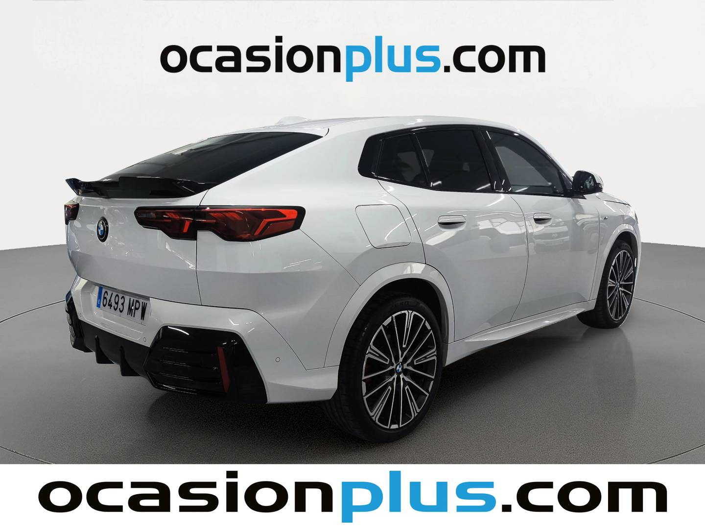 Foto trasera BMW X2 BMW X2 sDrive18d (150 CV) Pack M derecha