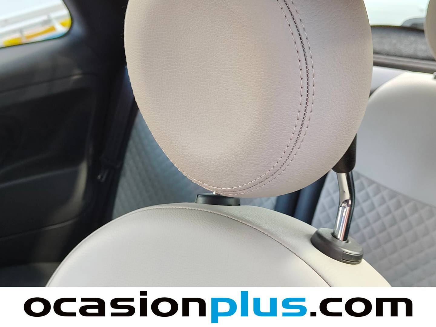 Equipamiento del Fiat 500 Fiat 500 1.0 Hybrid Dolcevita (70 CV)