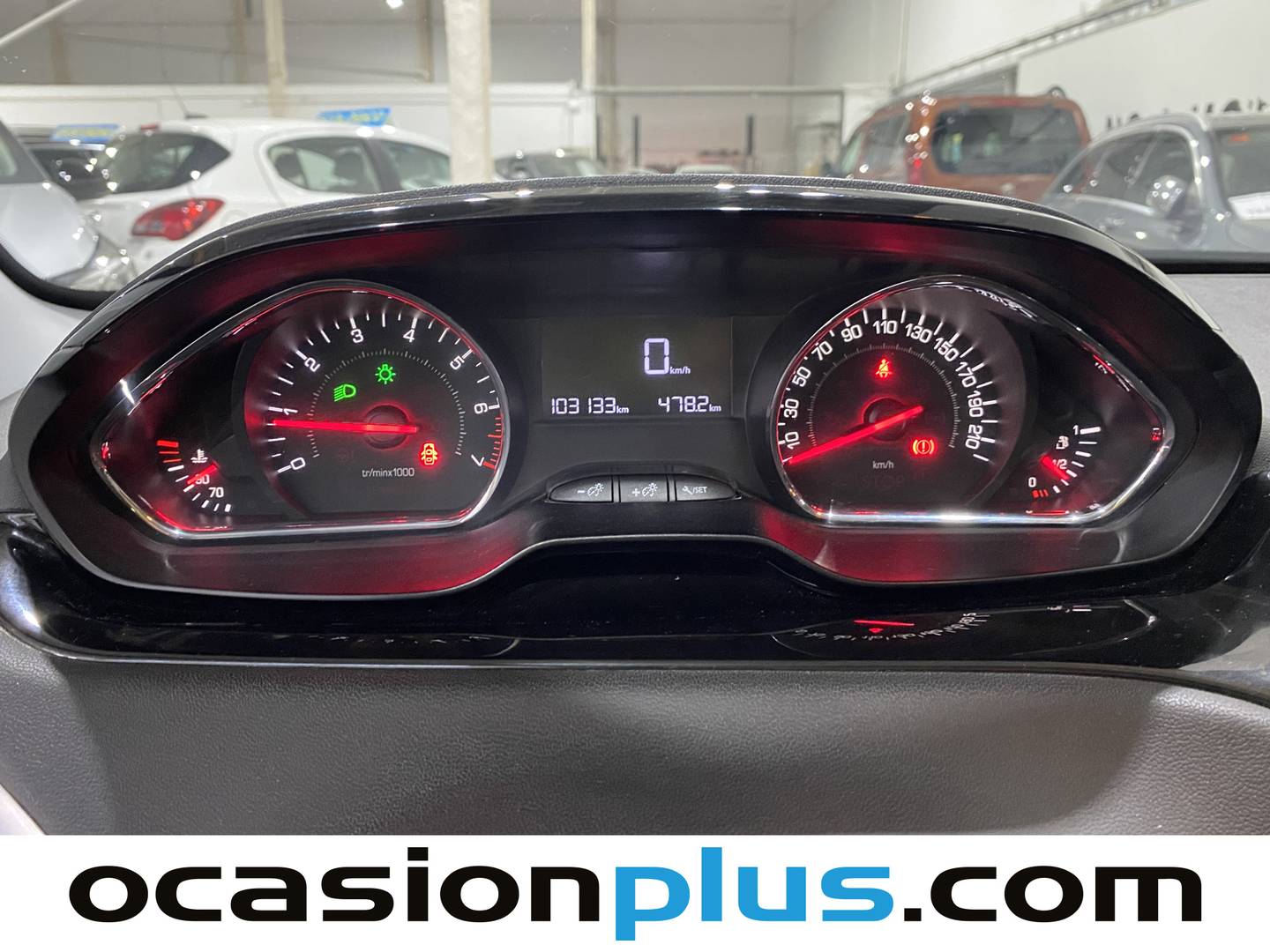 Peugeot 208 Peugeot 208 1.2L PureTech Style (82 CV) 2014