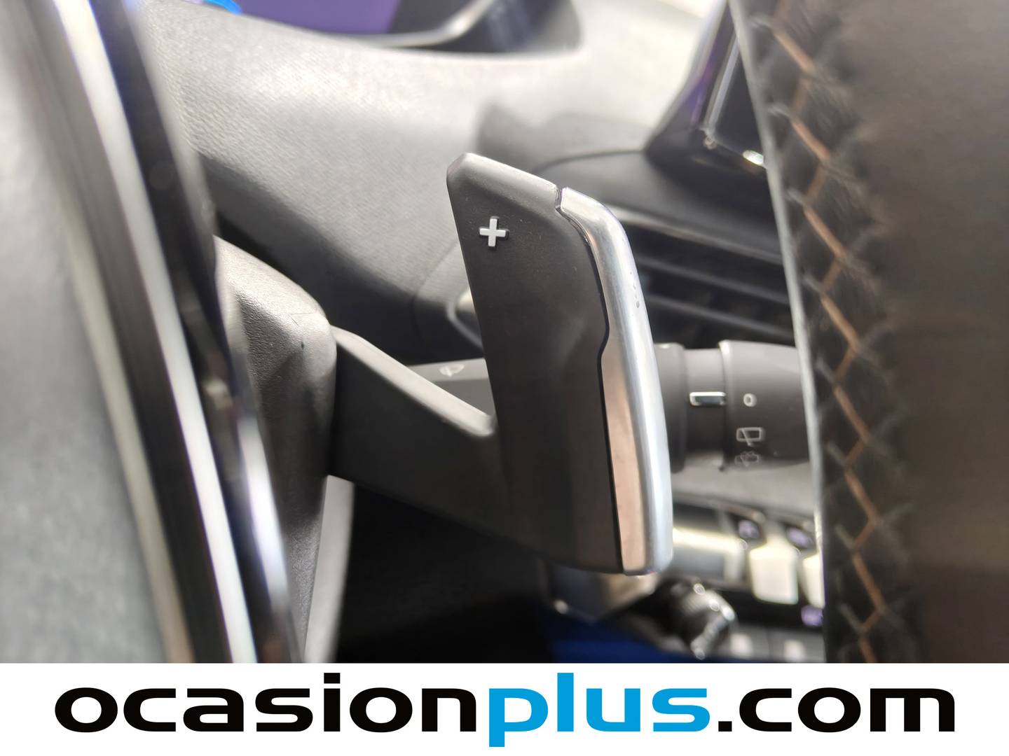 Foto Peugeot 3008 Peugeot 3008 PureTech 130 S&S GT EAT8 (130 CV)