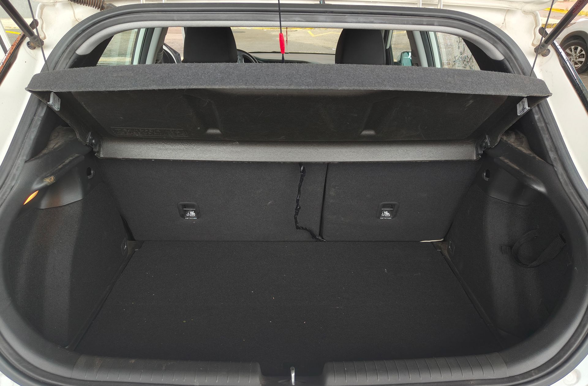 Hyundai i20 1.2 MPI Tecno - foto 16