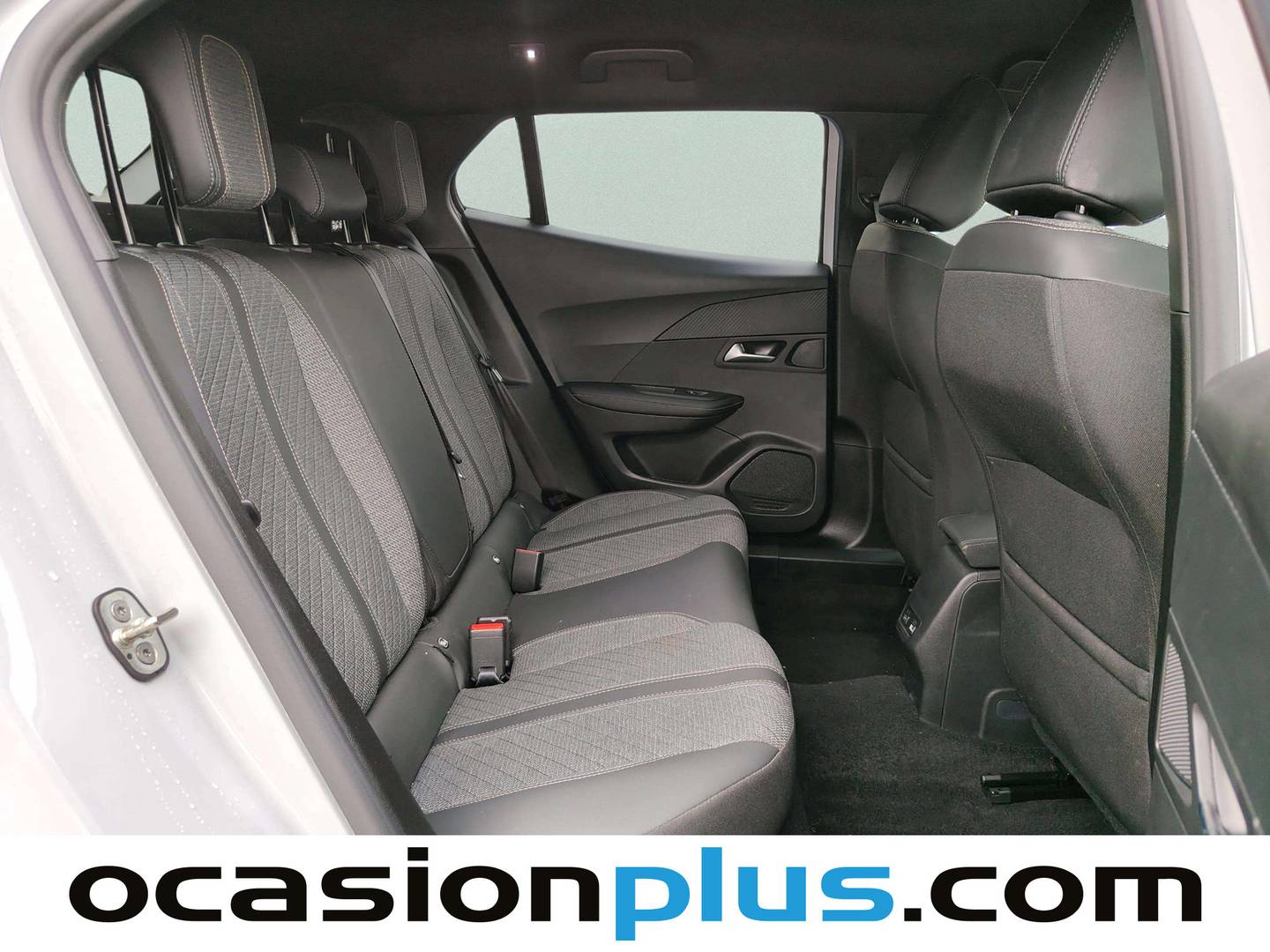 Peugeot 2008 Peugeot 2008 Allure Hybrid eDCS6 (145 CV) de segunda mano