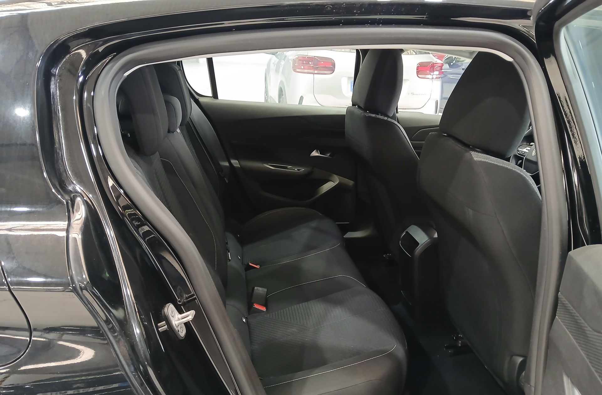 Peugeot 308 PureTech 130 Active EAT8 - foto 15