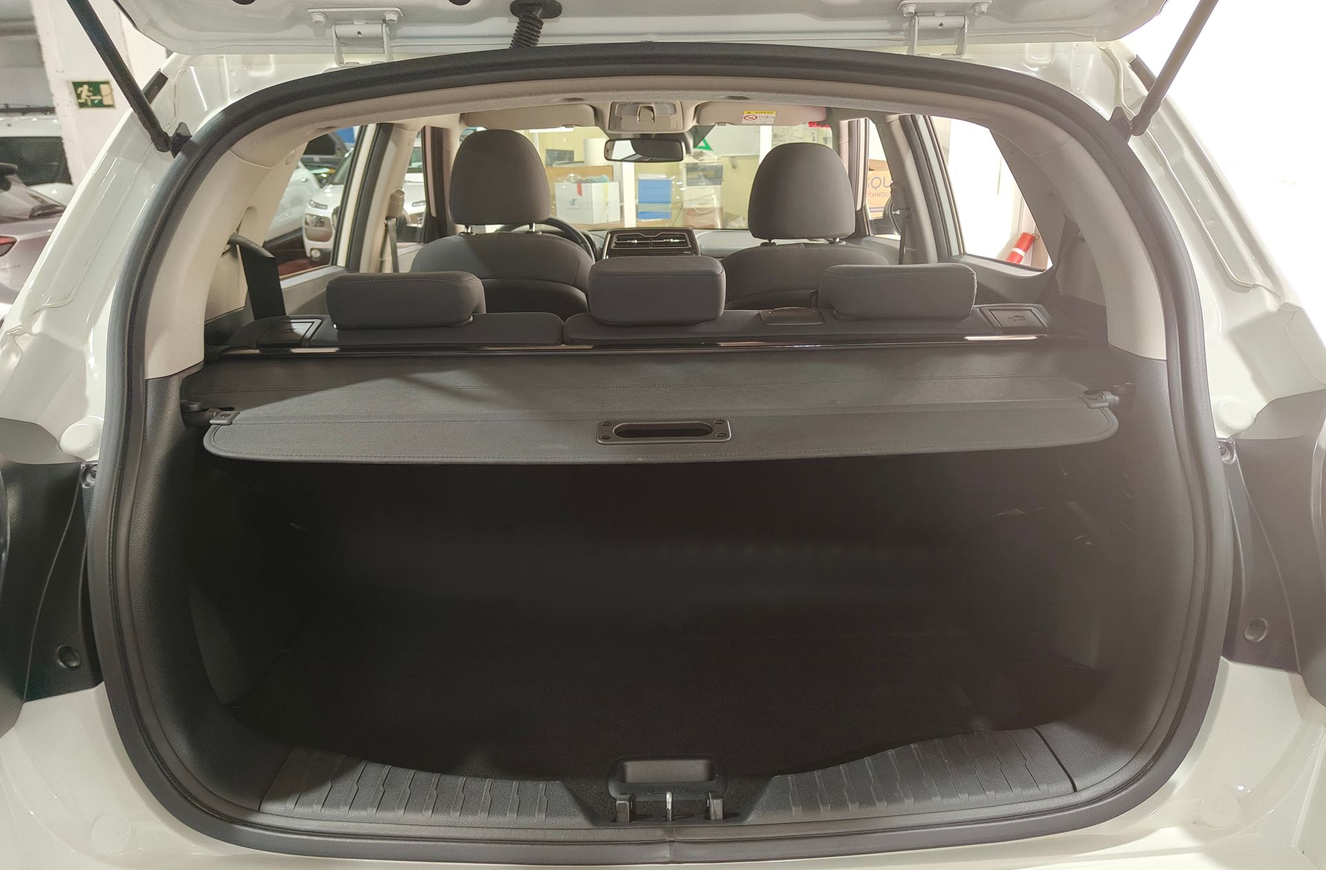 SsangYong Tivoli 1.2 G12T Urban - foto 14
