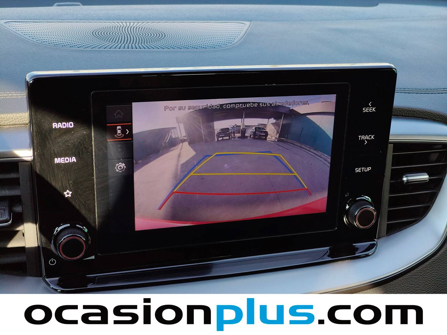 Equipamiento del KIA Ceed Kia Ceed 1.6 MHEV iMT Drive (136 CV)