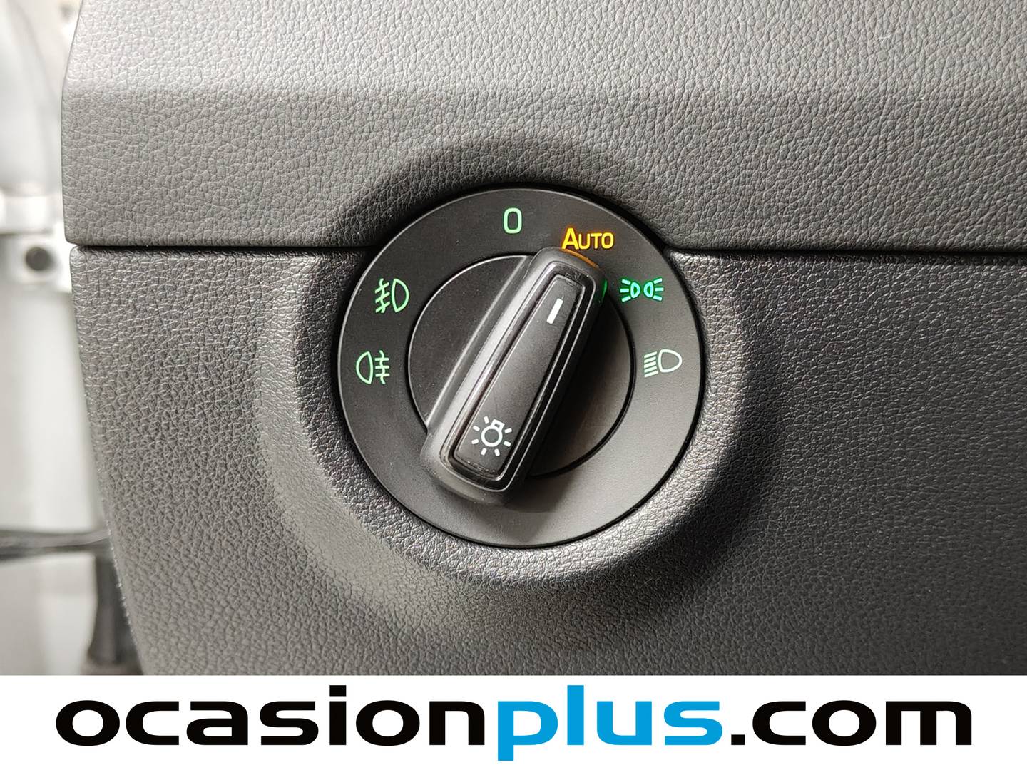 Foto Skoda Octavia Skoda Octavia Combi Combi 1.0 TSI Ambition (115 CV)