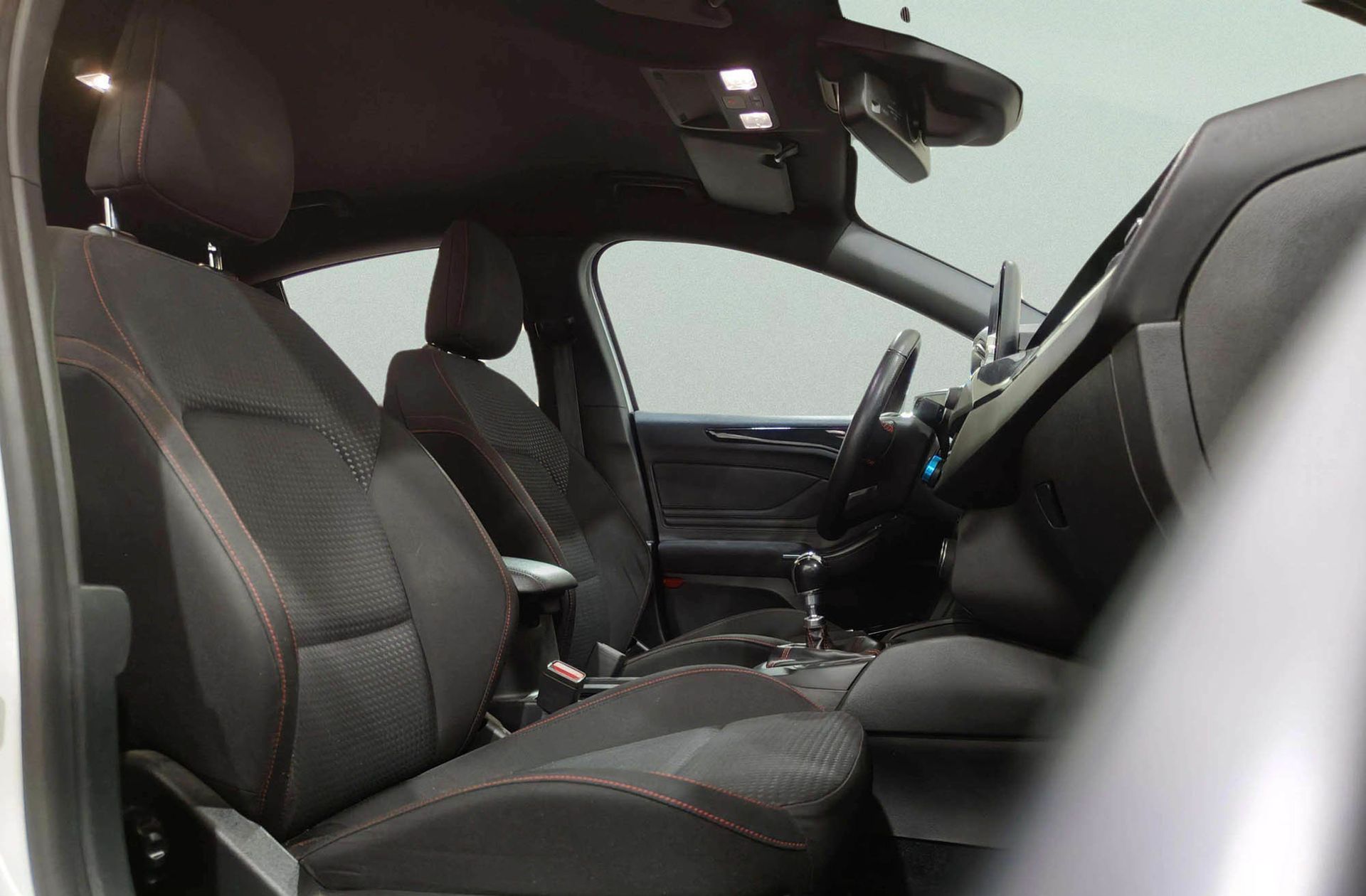 Ford Focus 1.0 EcoBoost ST-Line X - foto 18