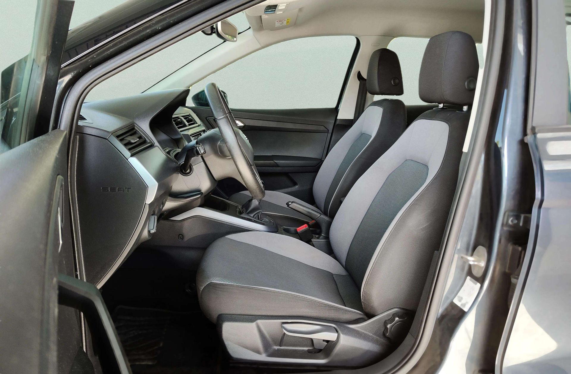 SEAT Arona 1.0 TSI Ecomotive Style Edition - foto 9
