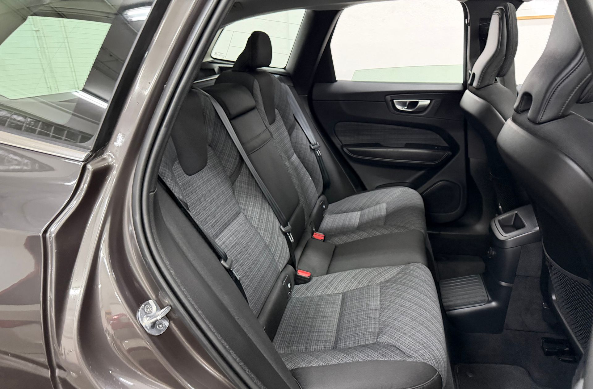 Volvo XC60 T6 Recharge Core AWD - foto 20