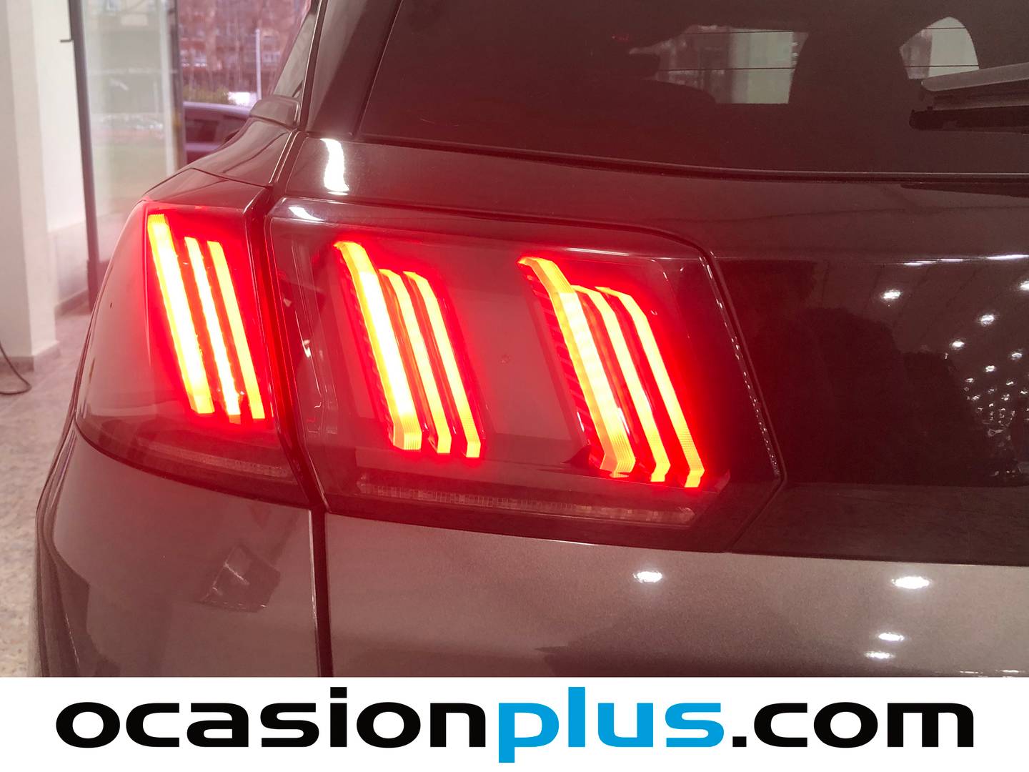 Foto Peugeot 3008 Peugeot 3008 PureTech 130 S&S GT EAT8 (130 CV)