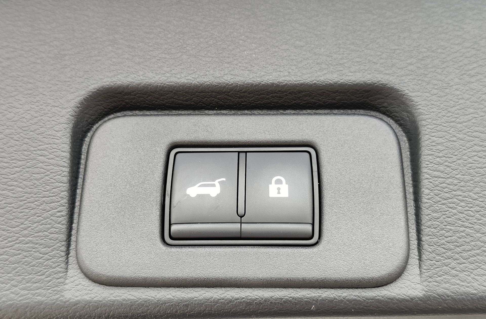 Nissan X-Trail 1.5 e-Power Adventure 4x2 - foto 19