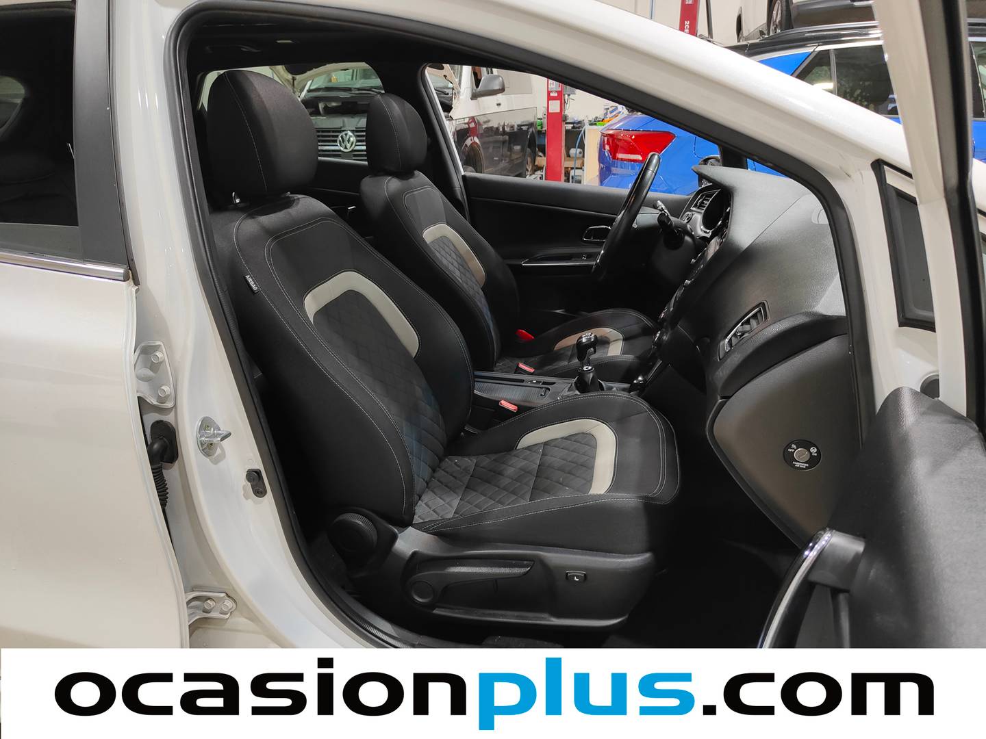 KIA Ceed Kia Ceed 1.6 CRDi VGT GT Line (136 CV) manual