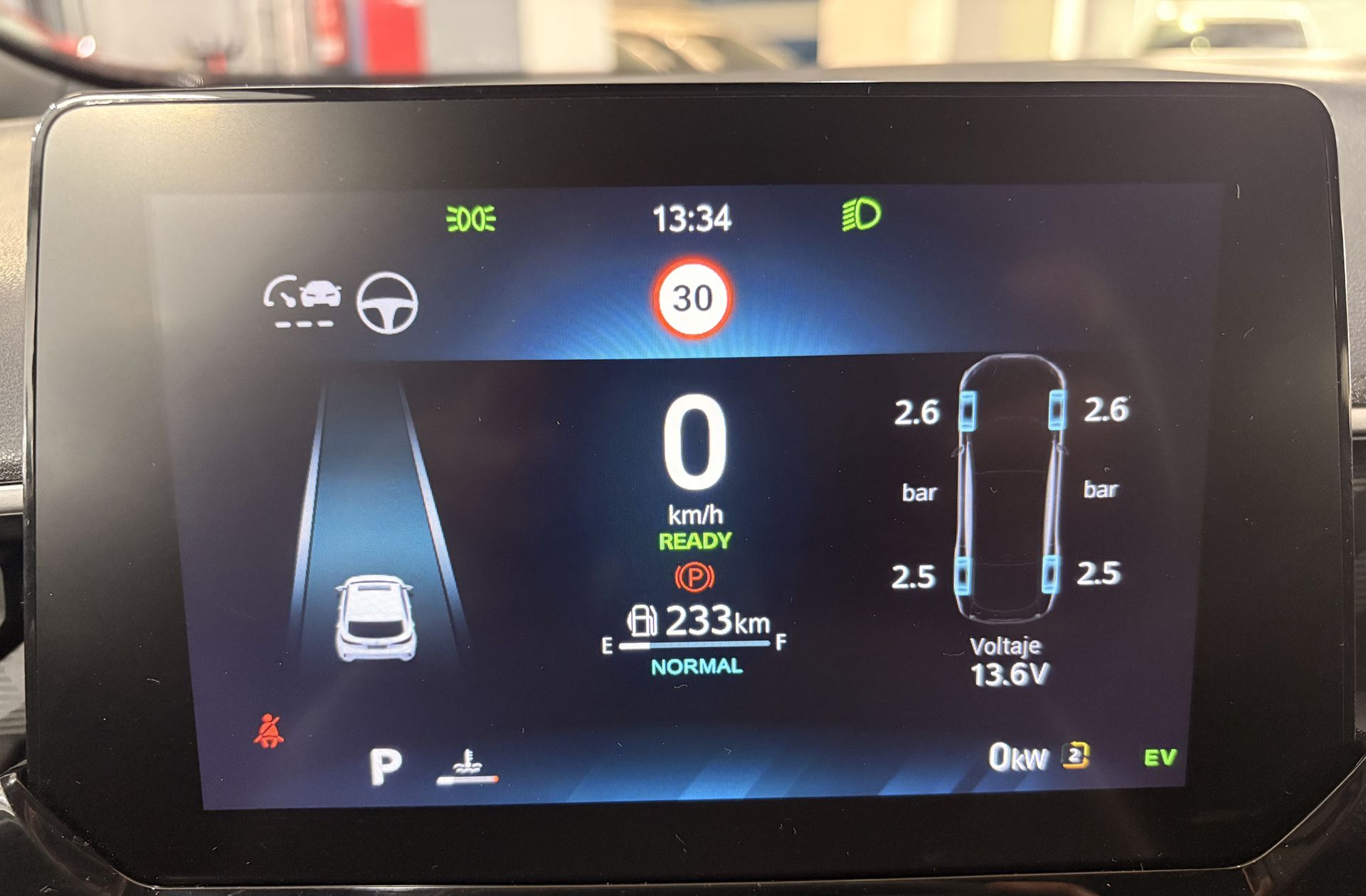 MG MG3 Hybrid+ Luxury - foto 24