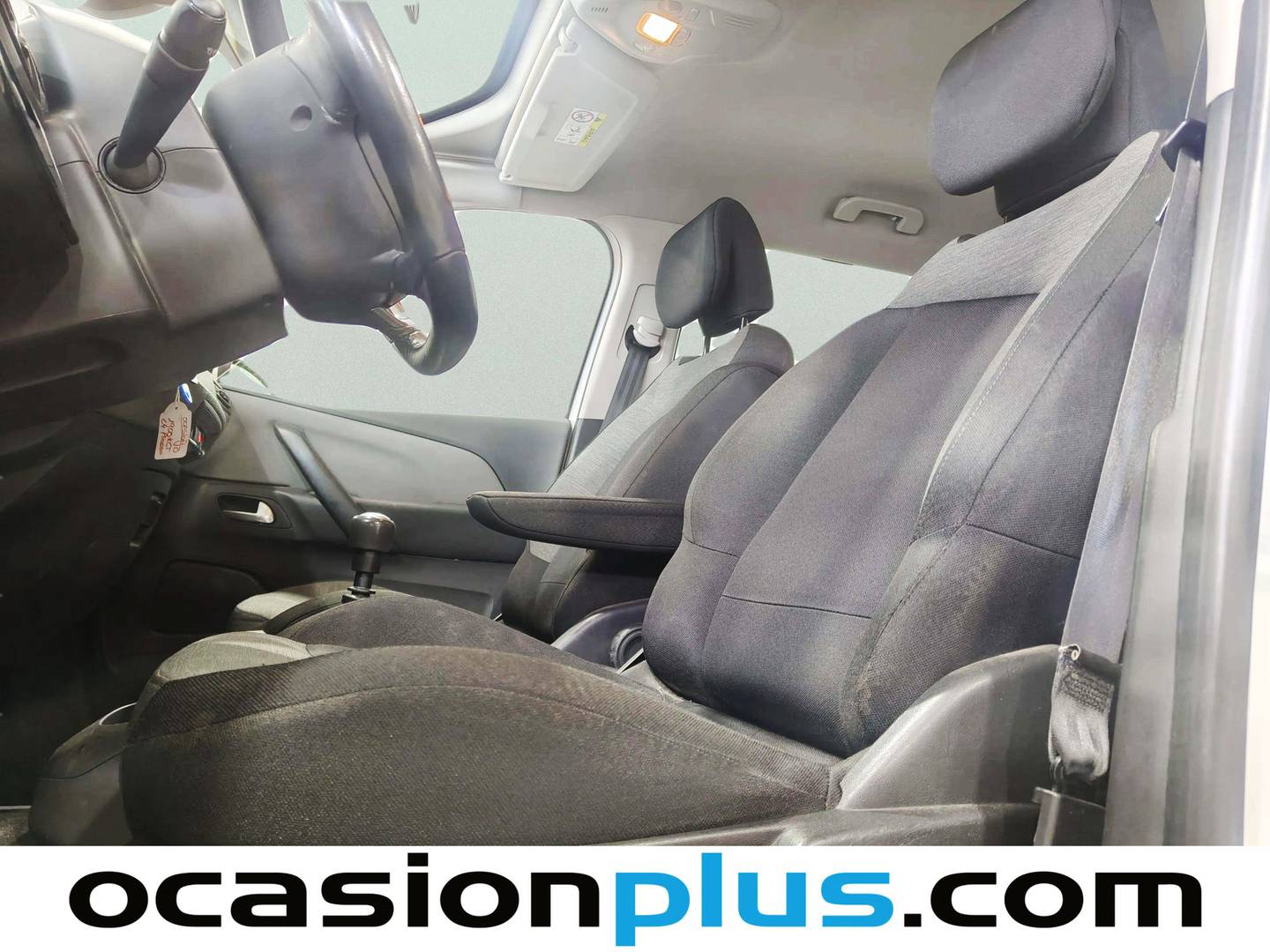 Foto asientos delanteros Citroën Grand C4 Picasso Citroën Grand C4 Picasso BlueHDi 120 Live 7 Plazas (120 CV)