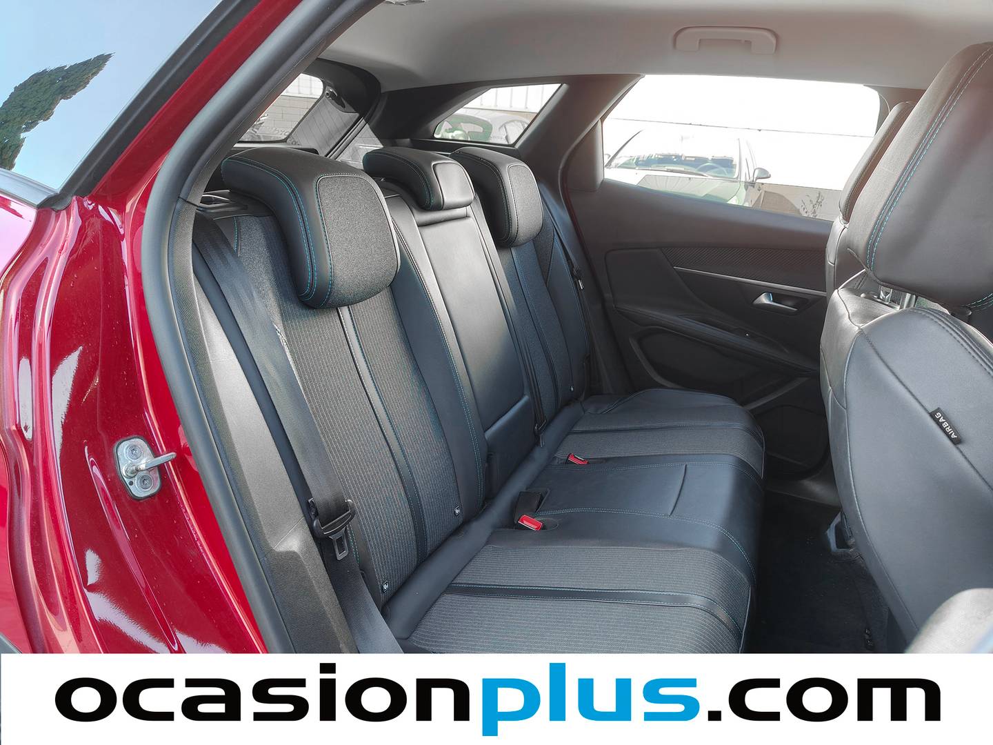 Foto Peugeot 3008 Hybrid Peugeot 3008 Hybrid 225 Allure e-EAT8 (225 CV)