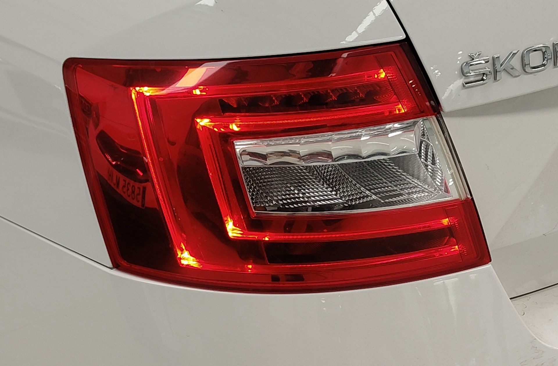 Škoda Octavia 2.0 TDI RS - foto 16