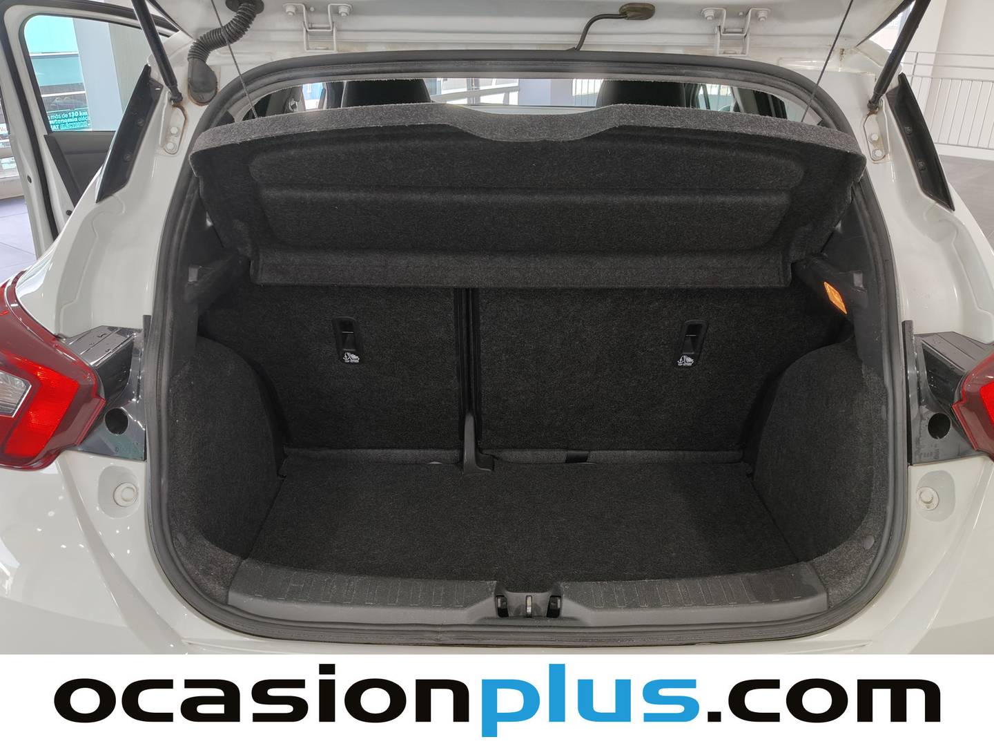 Fotos maletero Nissan Micra Nissan Micra IG-T 100 Acenta (100 CV)