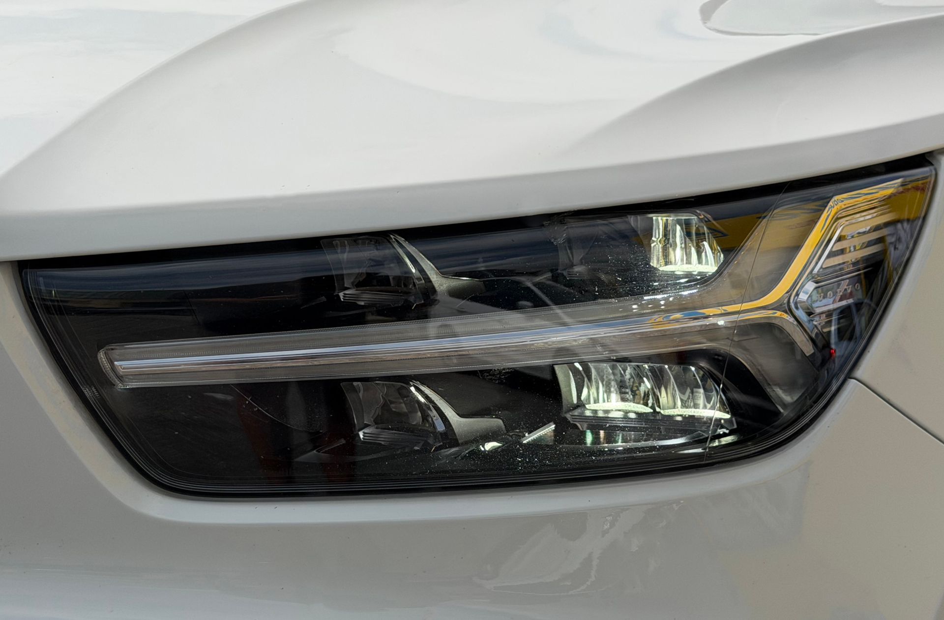 Volvo XC40 D3 Momentum - foto 13