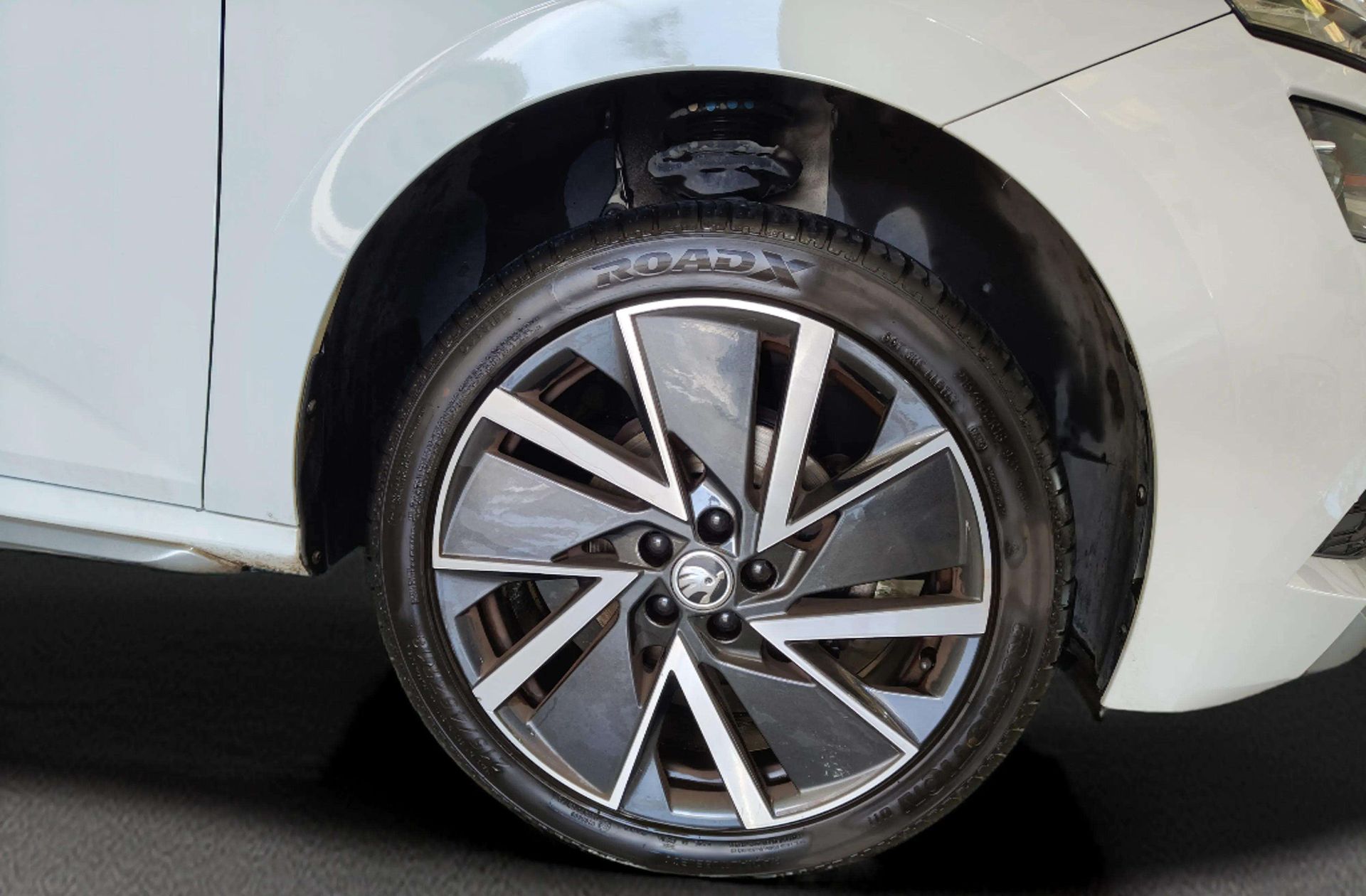 Škoda Kamiq 1.0 TSI Style DSG - foto 40