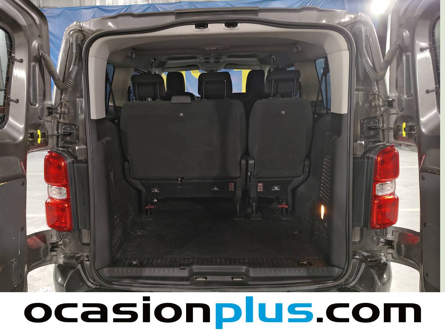 Fotos maletero Toyota Proace Verso Toyota Proace Verso 2.0D VX Plus Shuttle L2 (145 CV) 9 Plazas