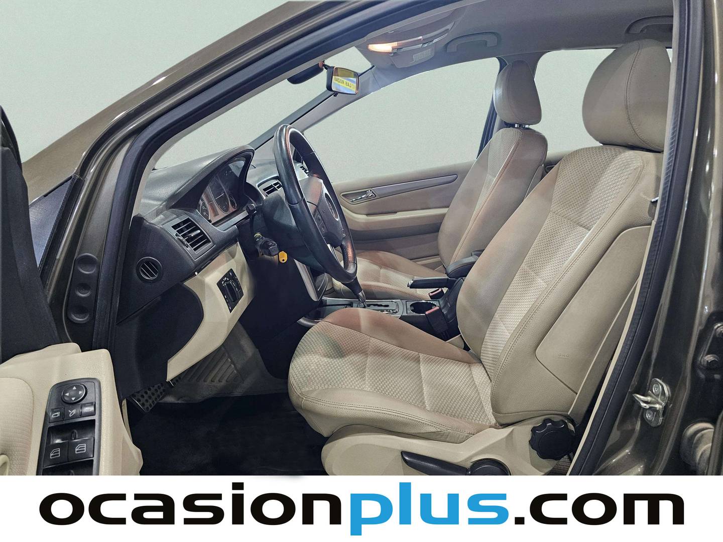 Foto asientos delanteros Mercedes Clase B Mercedes Clase B B 180 CDI (109 CV)