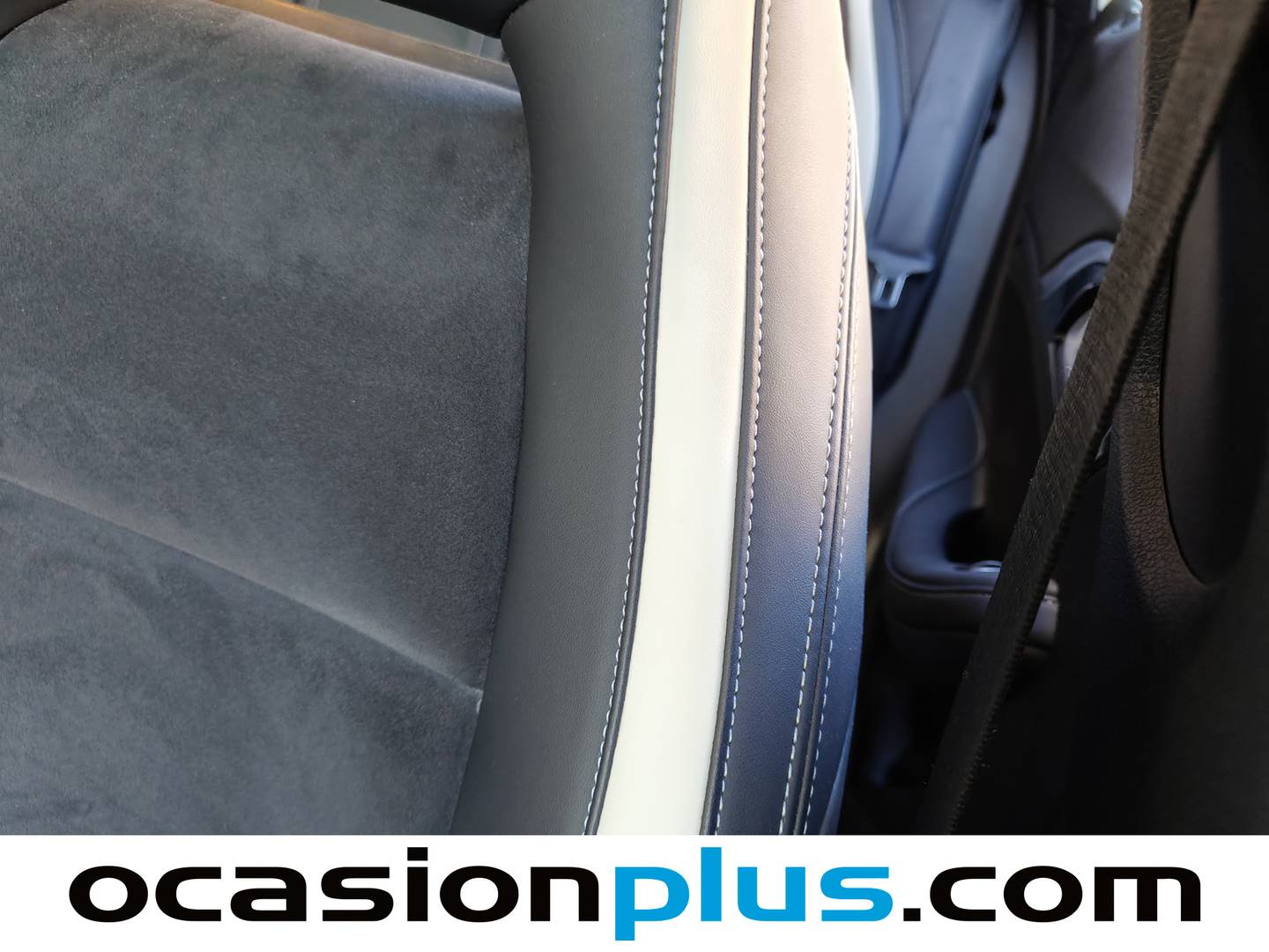 Equipamiento del Infiniti Q30 Infiniti Q30 2.2D Sport 7DCT (170 CV)