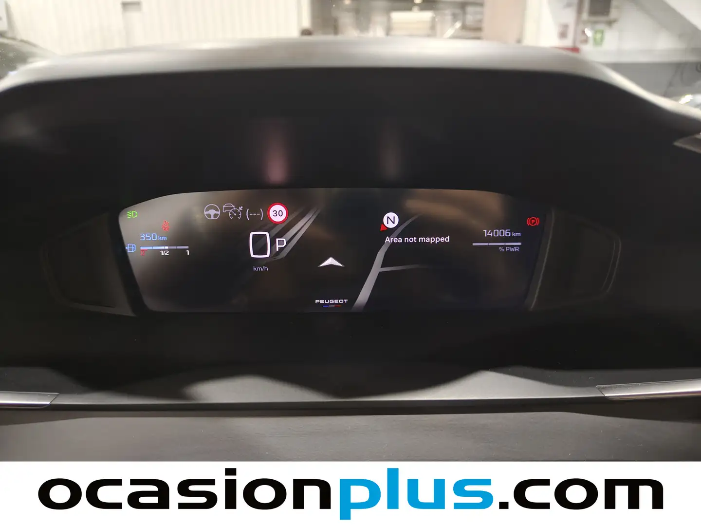 Foto Peugeot 2008 Peugeot 2008 Allure Hybrid eDCS6 (136 CV)