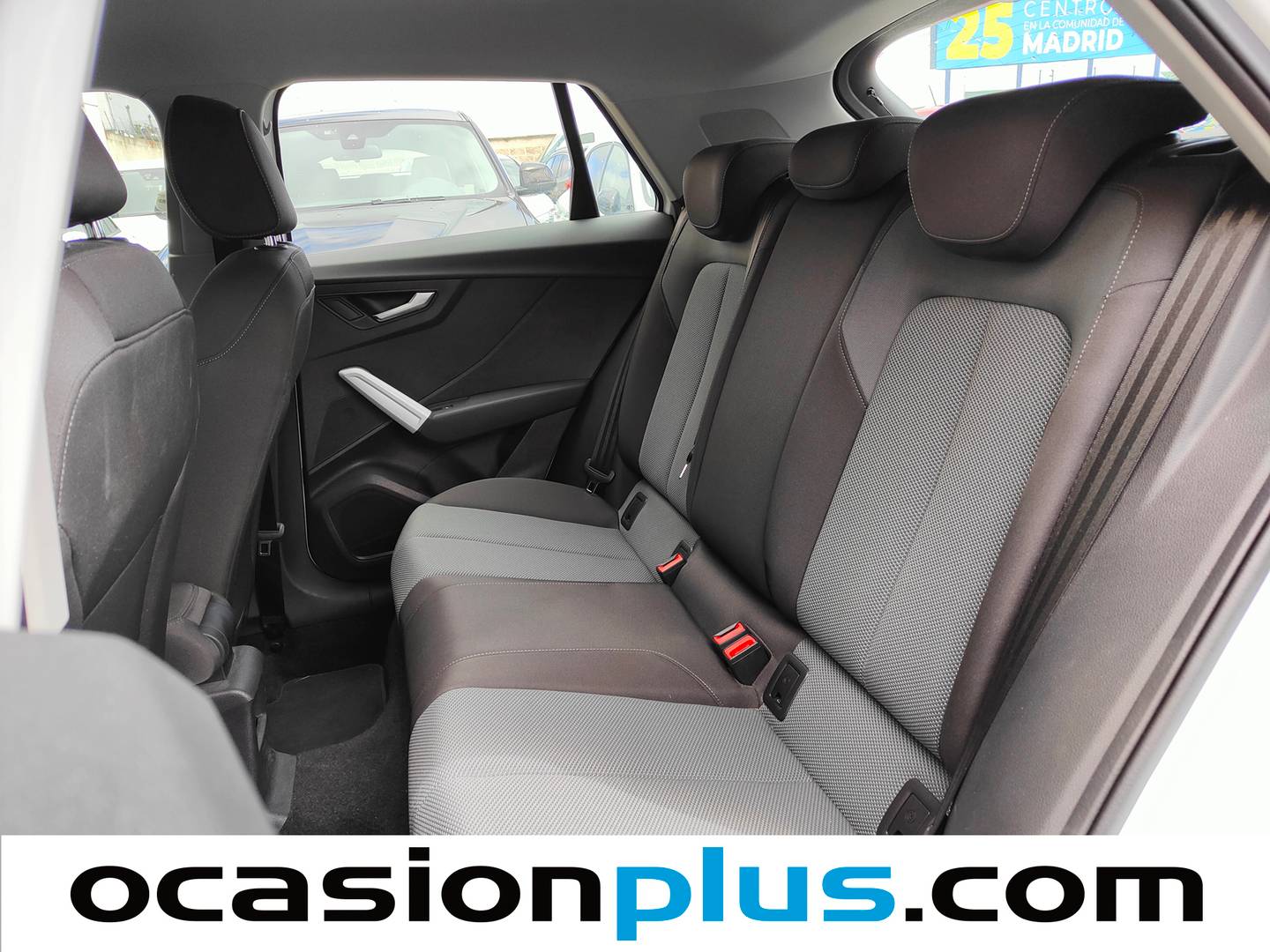 Foto asientos traseros Audi Q2 Audi Q2 Design 30 TFSI (116 CV)