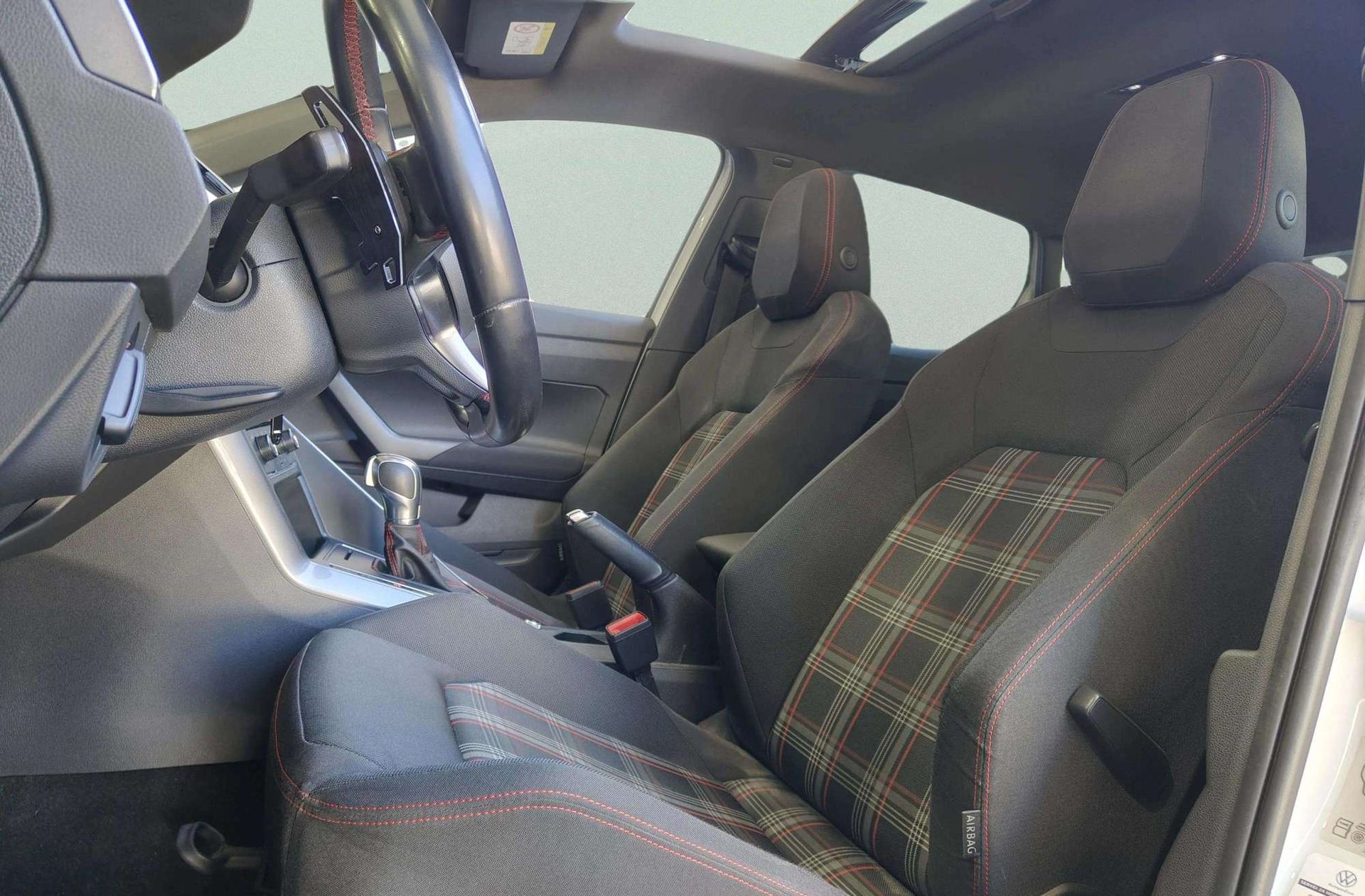 Volkswagen Polo GTI 2.0 TSI DSG - foto 14