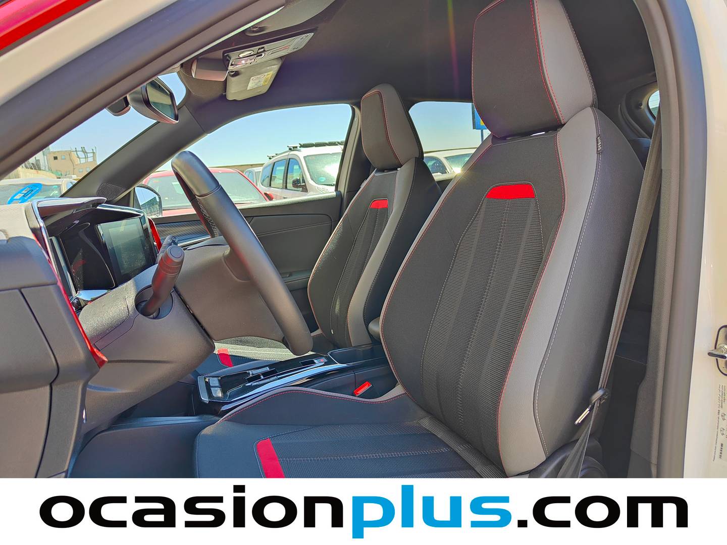 Foto asientos delanteros Opel Mokka-e Opel Mokka-e BEV 50kWh GS-e (136 CV)