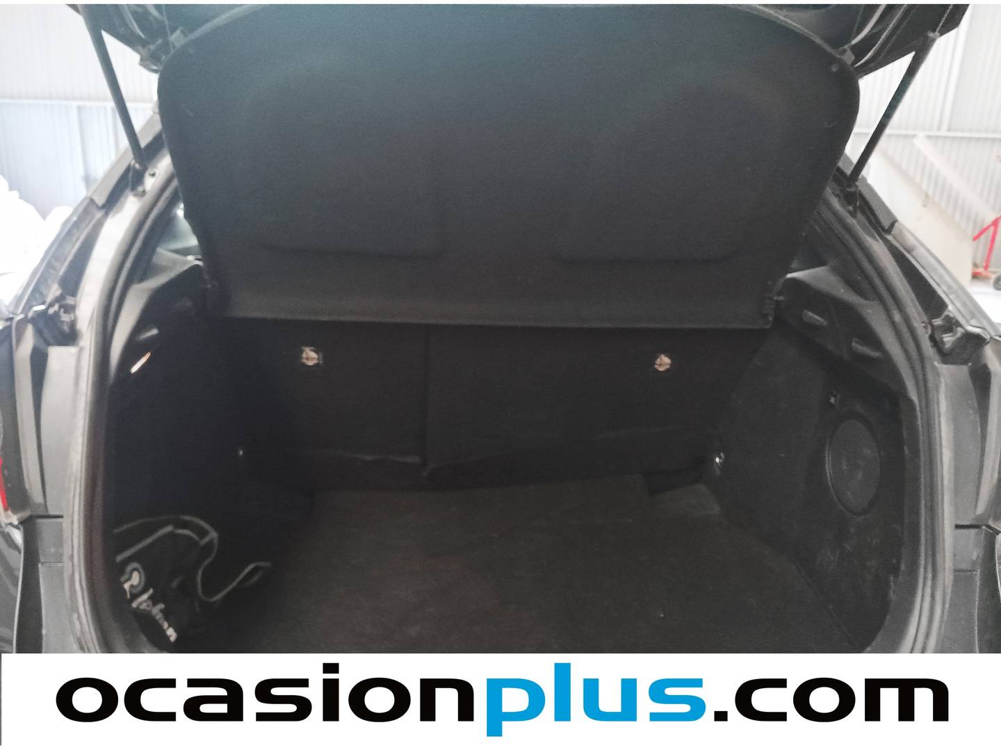 Foto Toyota C-HR Toyota C-HR 1.8 125H Dynamic Plus (122 CV)