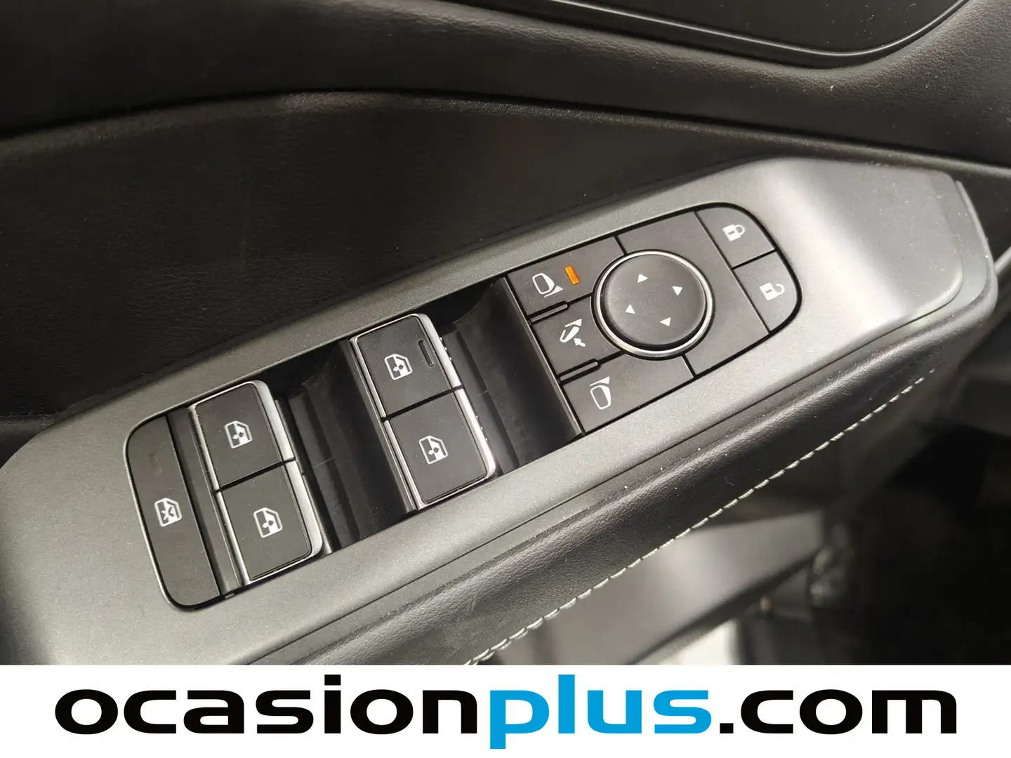 Foto Nissan QASHQAI Nissan Qashqai DIG-T 140 N-Connecta (140 CV)