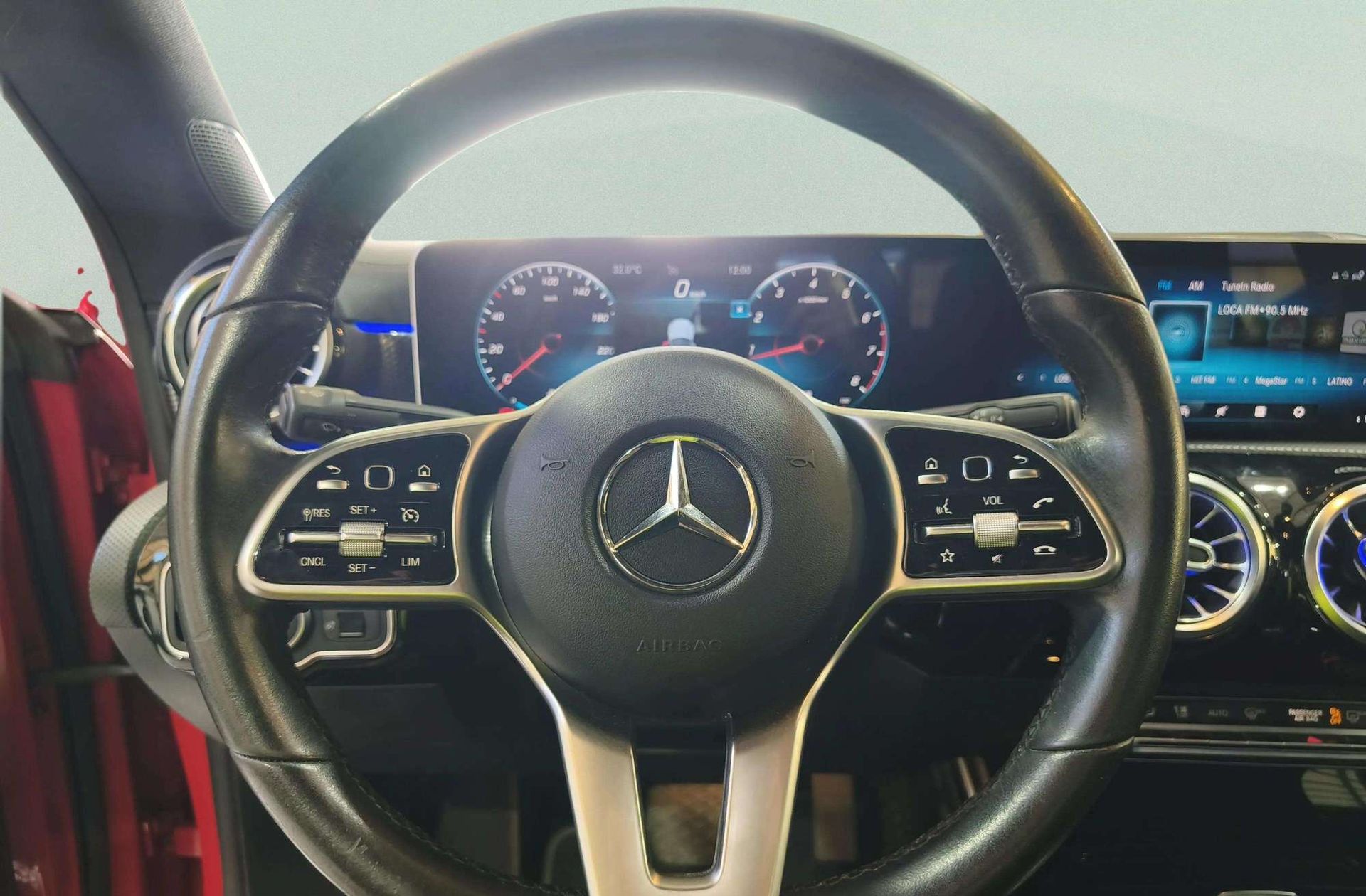 Mercedes-Benz CLA 200 - foto 24