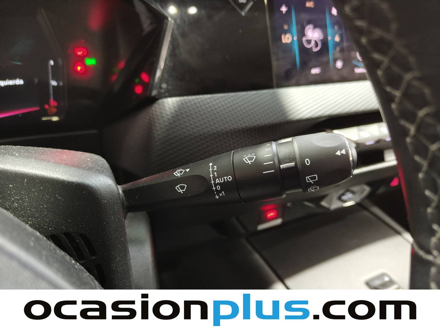 Foto DS DS 4 DS DS4 BlueHDi 130 Trocadero Auto  (130 CV)