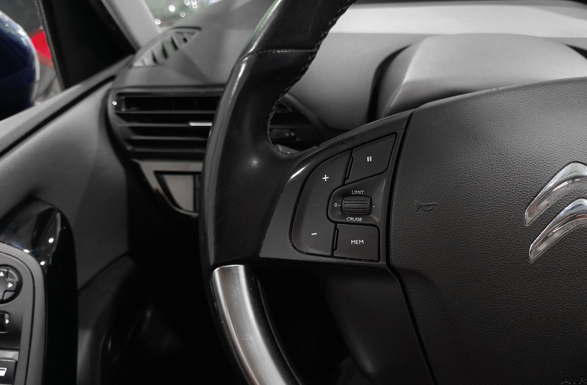 Citroën C4 Picasso PureTech 130 Seduction - foto 22