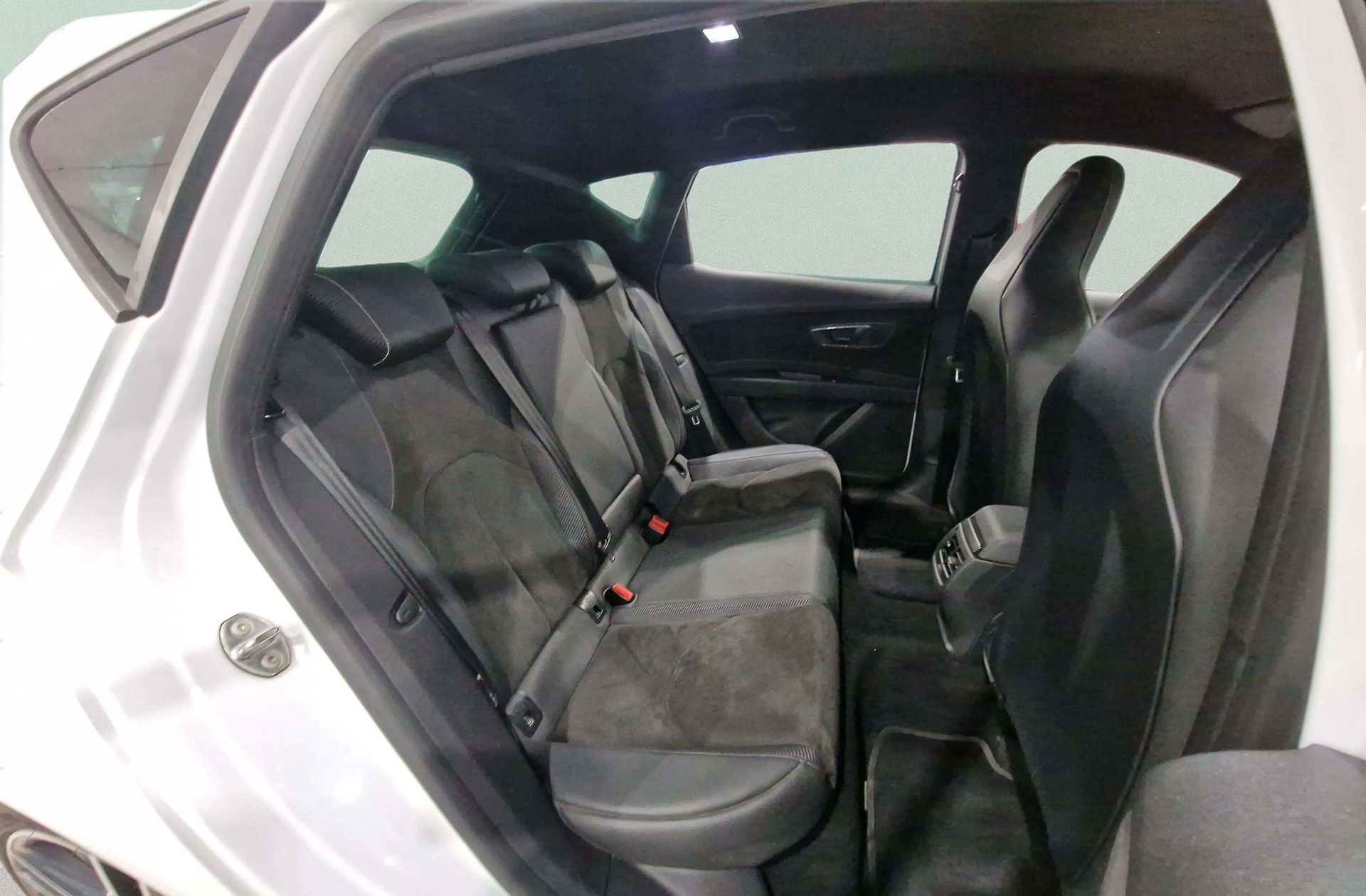 SEAT León 2.0 TSI Cupra DSG - foto 20