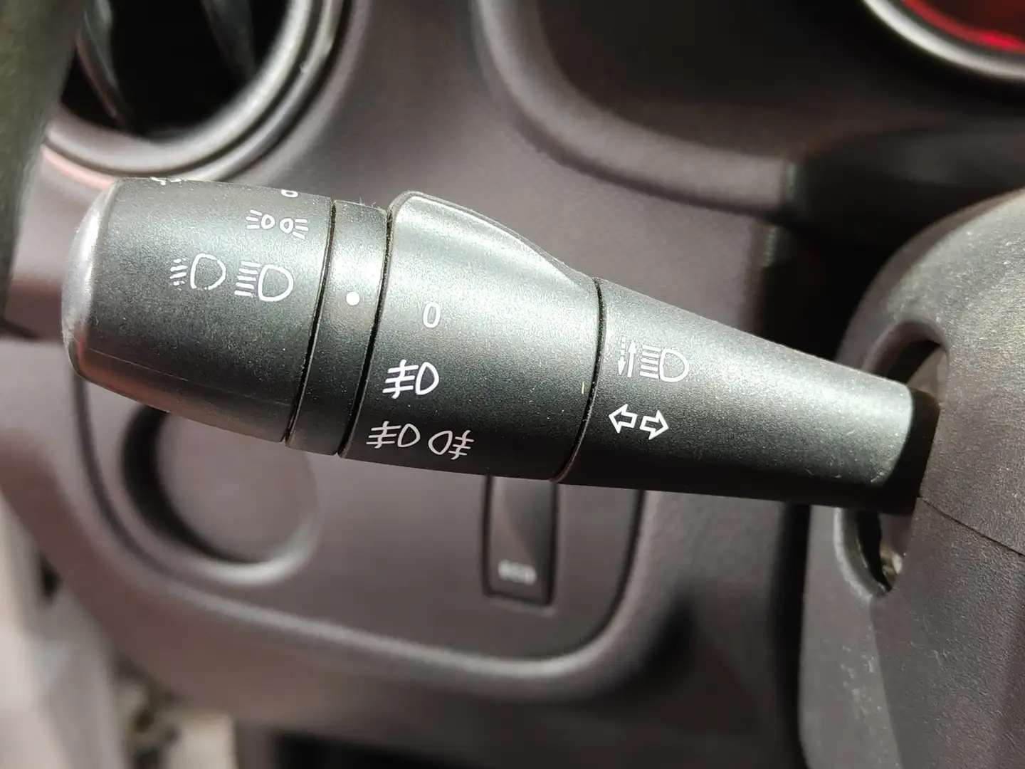 Foto Dacia Sandero Dacia Sandero Stepway TCe (90 CV)