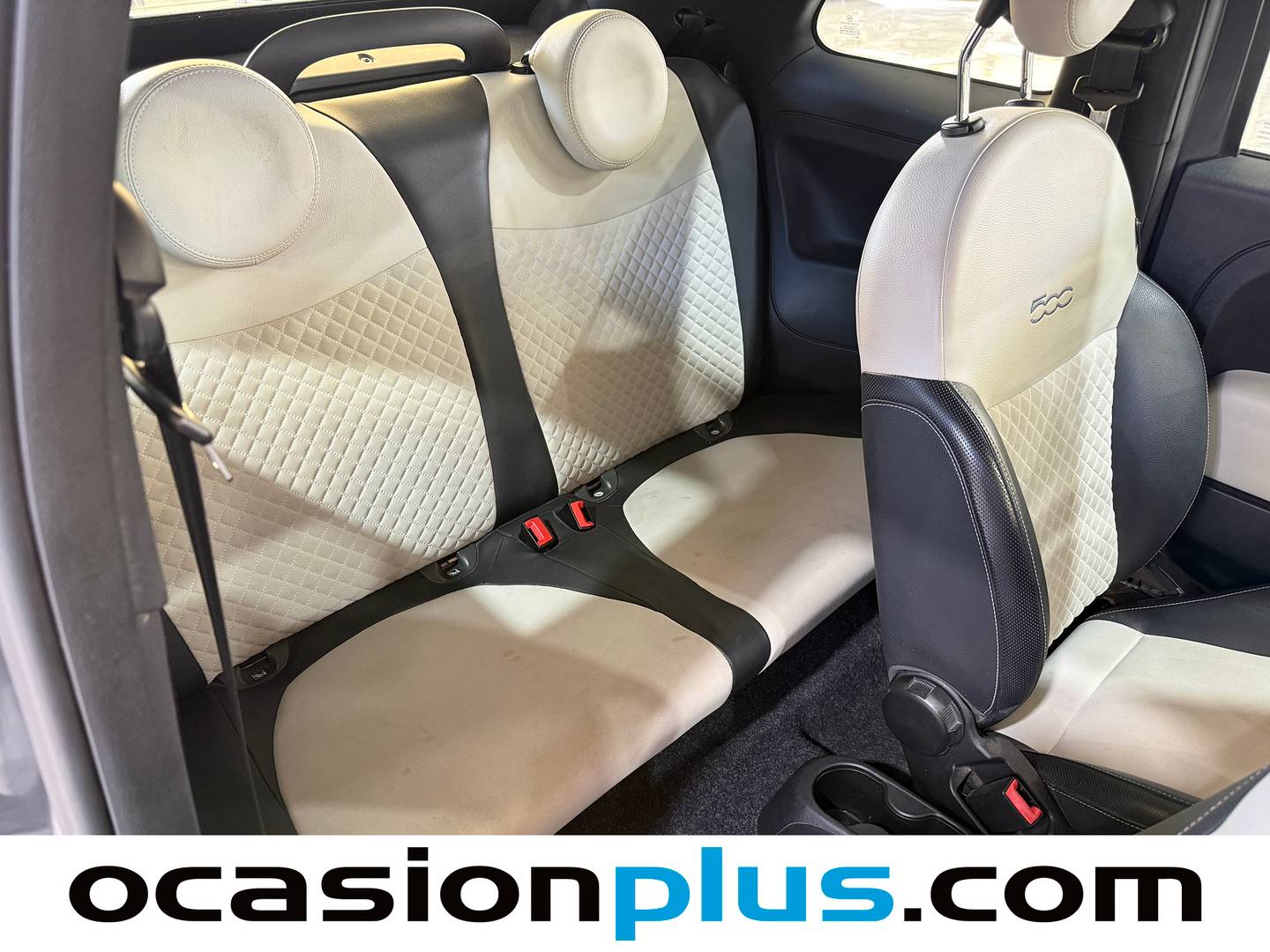 Foto asientos traseros Fiat 500C Fiat 500C 1.0 Hybrid Dolcevita (70 CV)