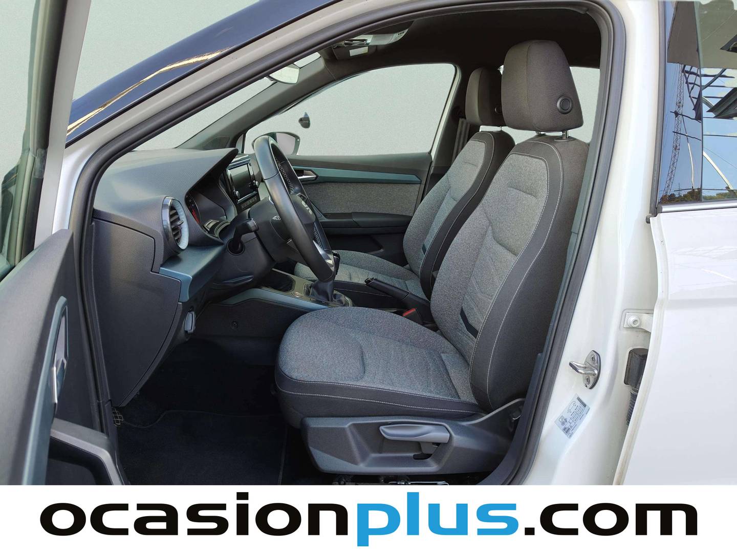 Foto asientos delanteros Seat Arona Seat Arona 1.0 TSI S&S Xperience XM Edition (110 CV)