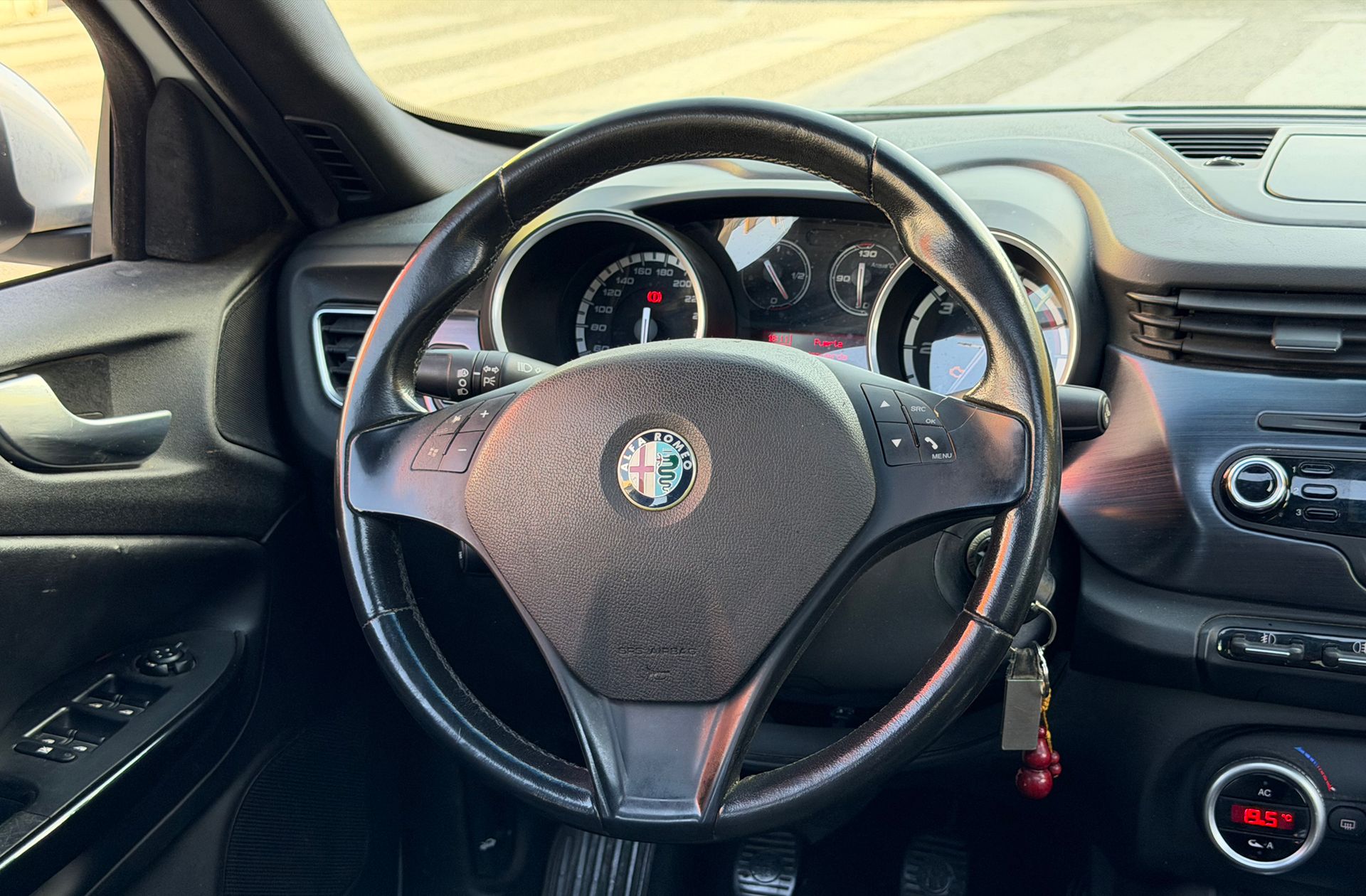 Alfa Romeo Giulietta 1.6 JTDm Distinctive - foto 18