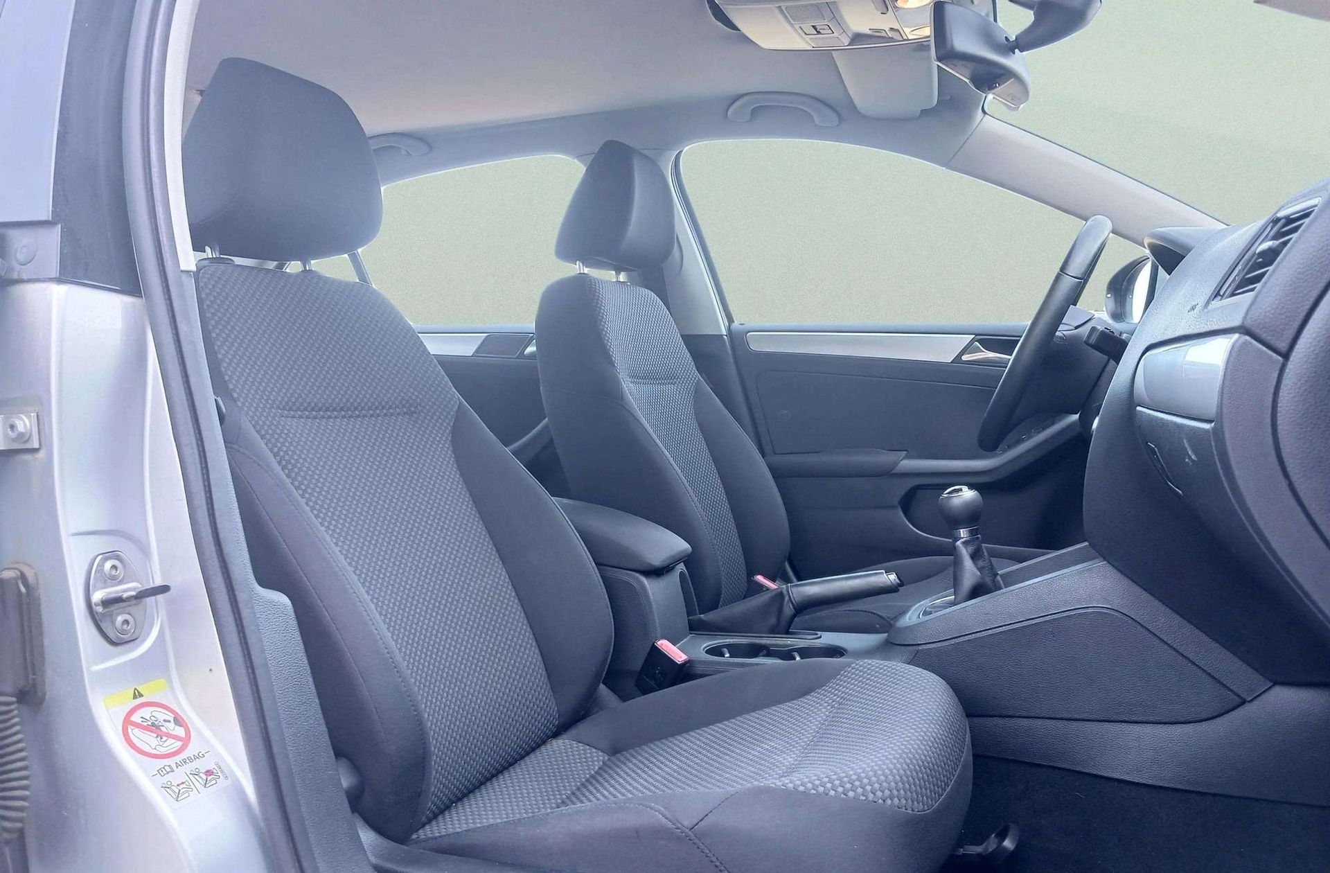 Volkswagen Jetta 1.6 TDI Advance BMT - foto 15