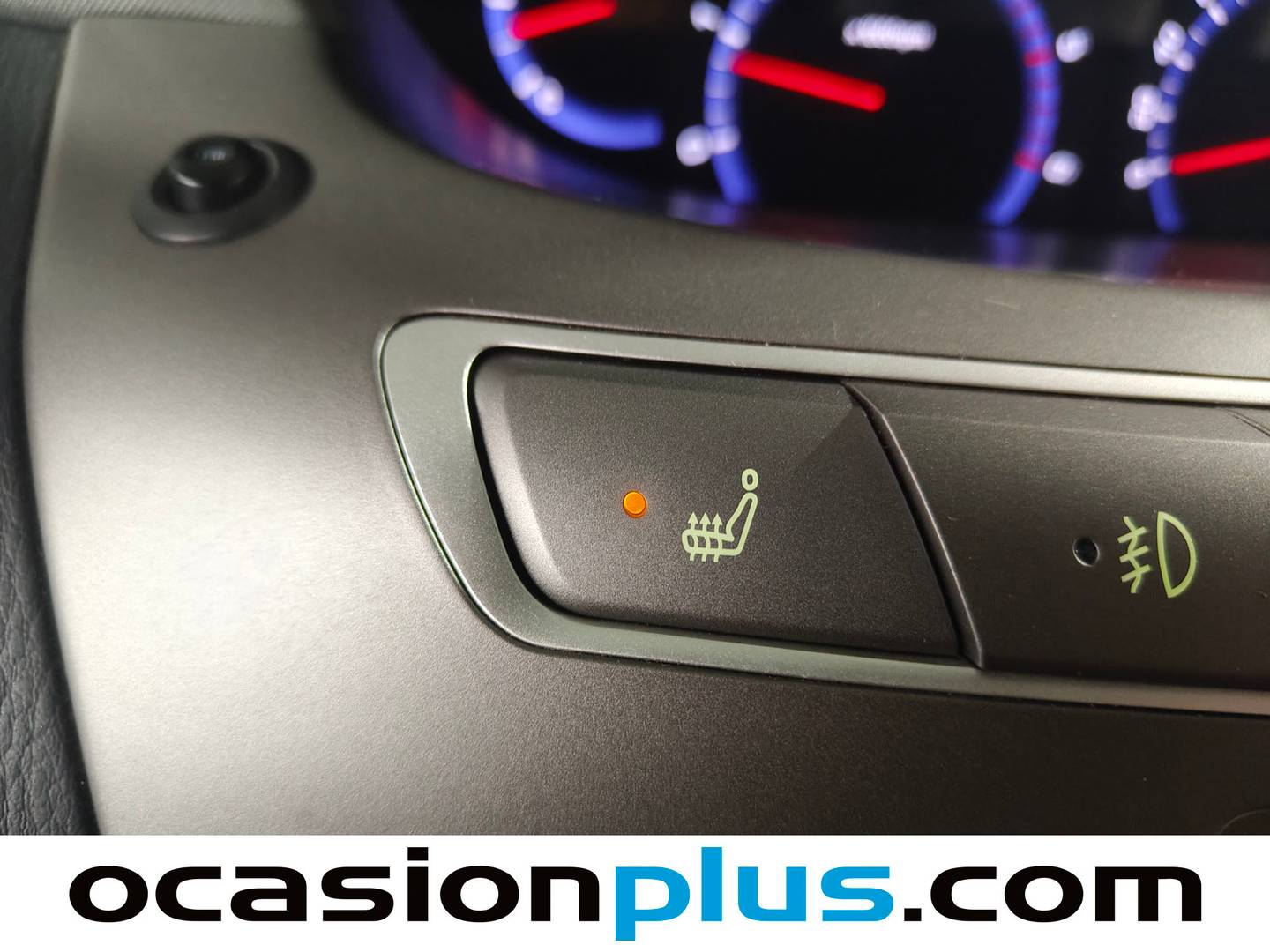 Extras y acabados del SsangYong Rodius SsangYong Rodius 2.0 e-Xdi Limited 4x4 Auto (155 CV) 7 Plazas