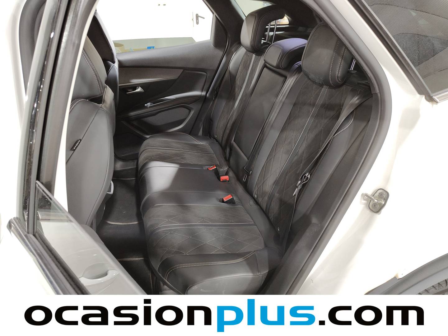 Foto Peugeot 3008 Peugeot 3008 BlueHDi 180 S&S GT EAT6  (180 CV)